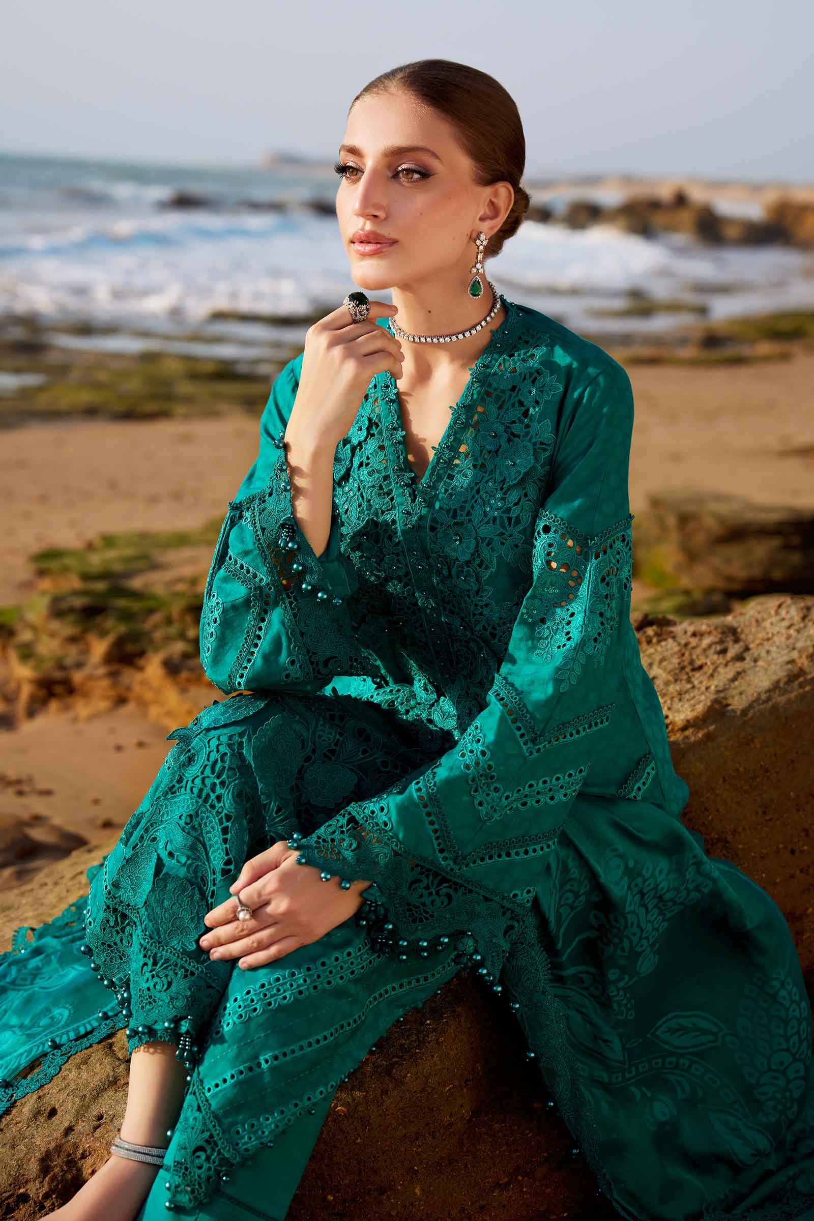 Maria B | Eid Collection 25 | 25-05 - by - Libasekhas UK - Registered Vendor of : Maria B - 100% Original Designer Dresss