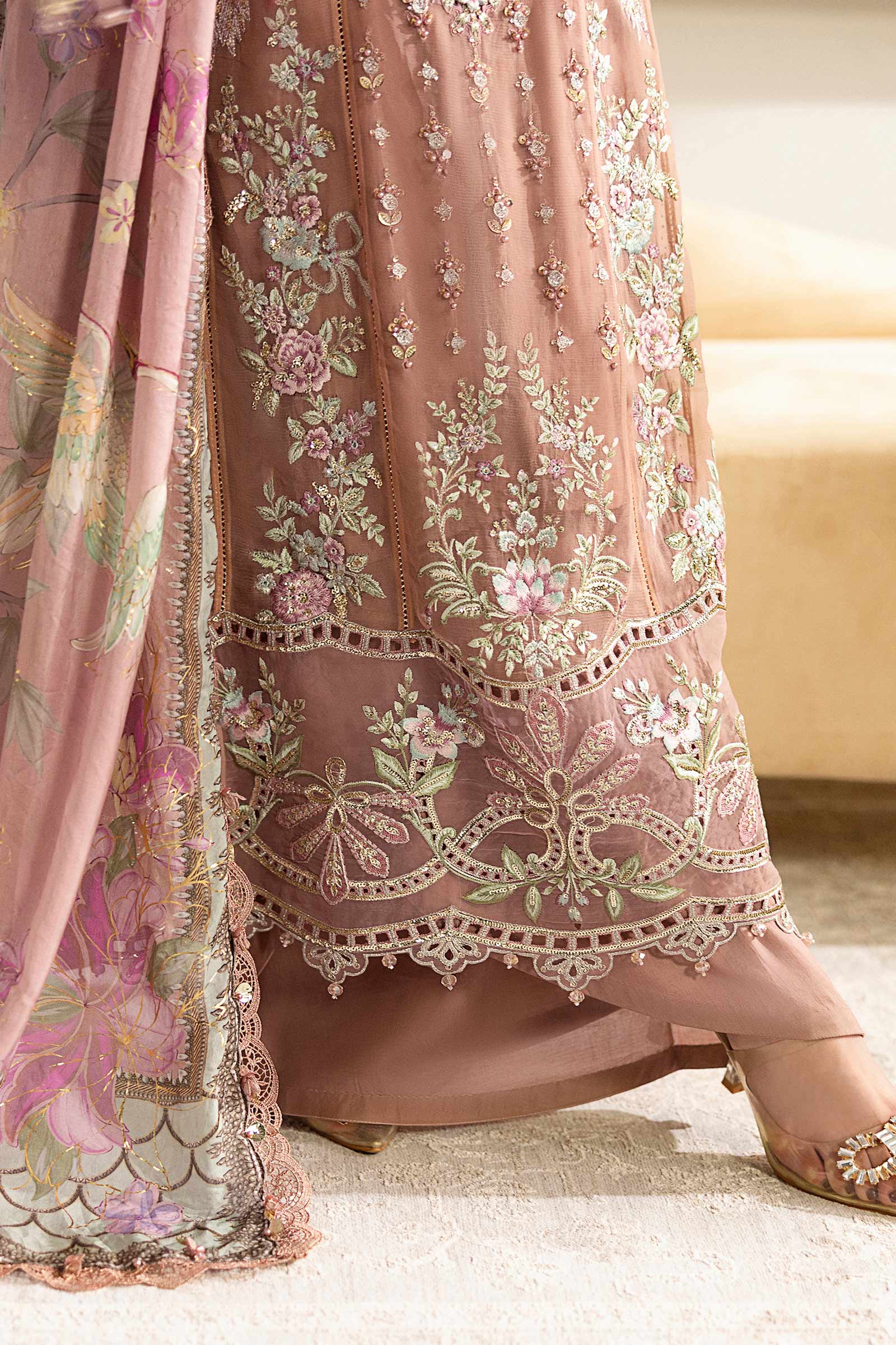 Maria B | Chiffon Formals 25 | MPC-25-105 - by Libasekhas UK - Registered Vendor of : Maria B - 100% Original Designer Dress