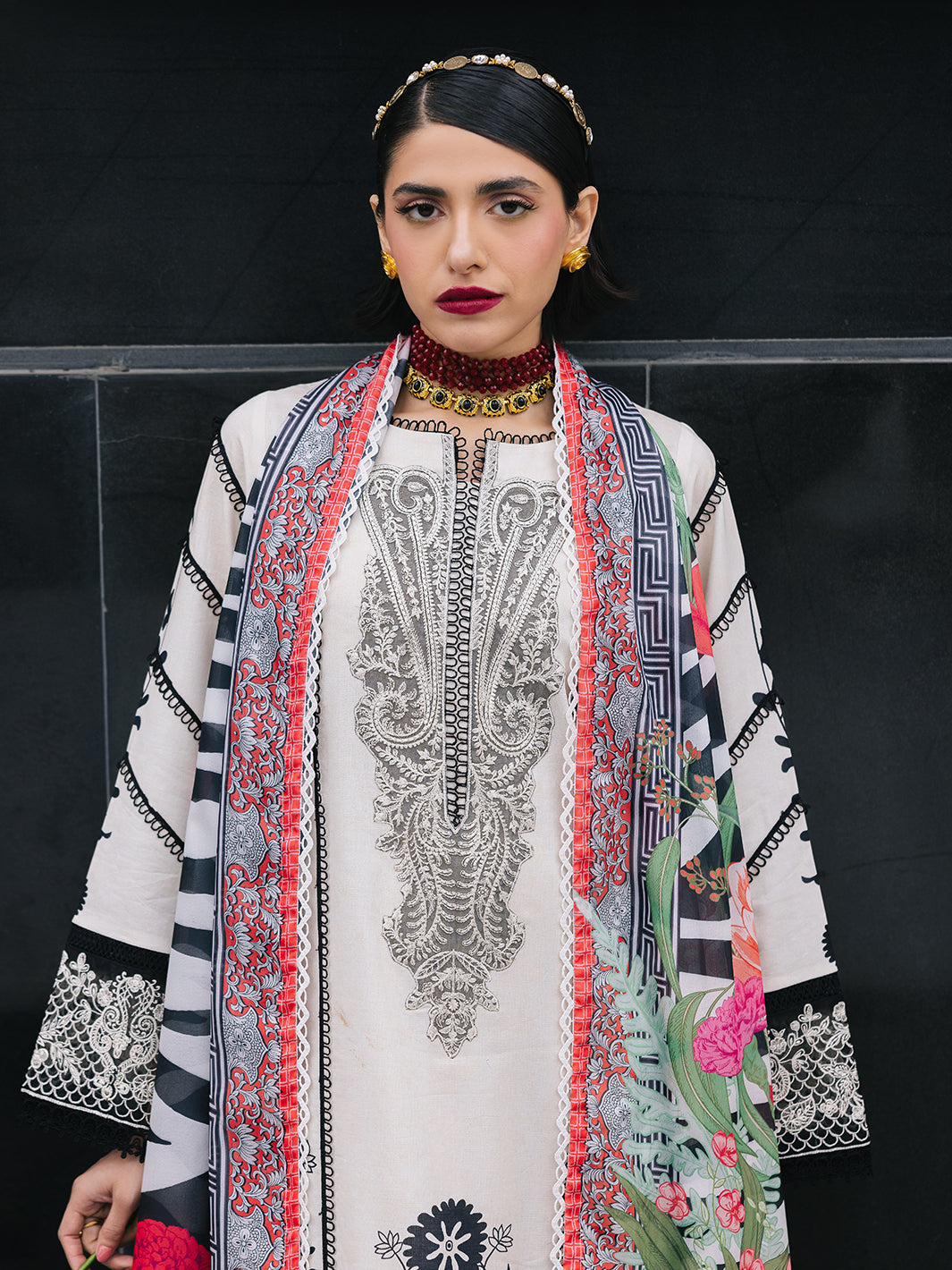 Mahnur | Broadway Luxury Lawn 25 | Freesia - by - Libasekhas UK - Registered Vendor of : Mahnur - 100% Original Designer Dresss