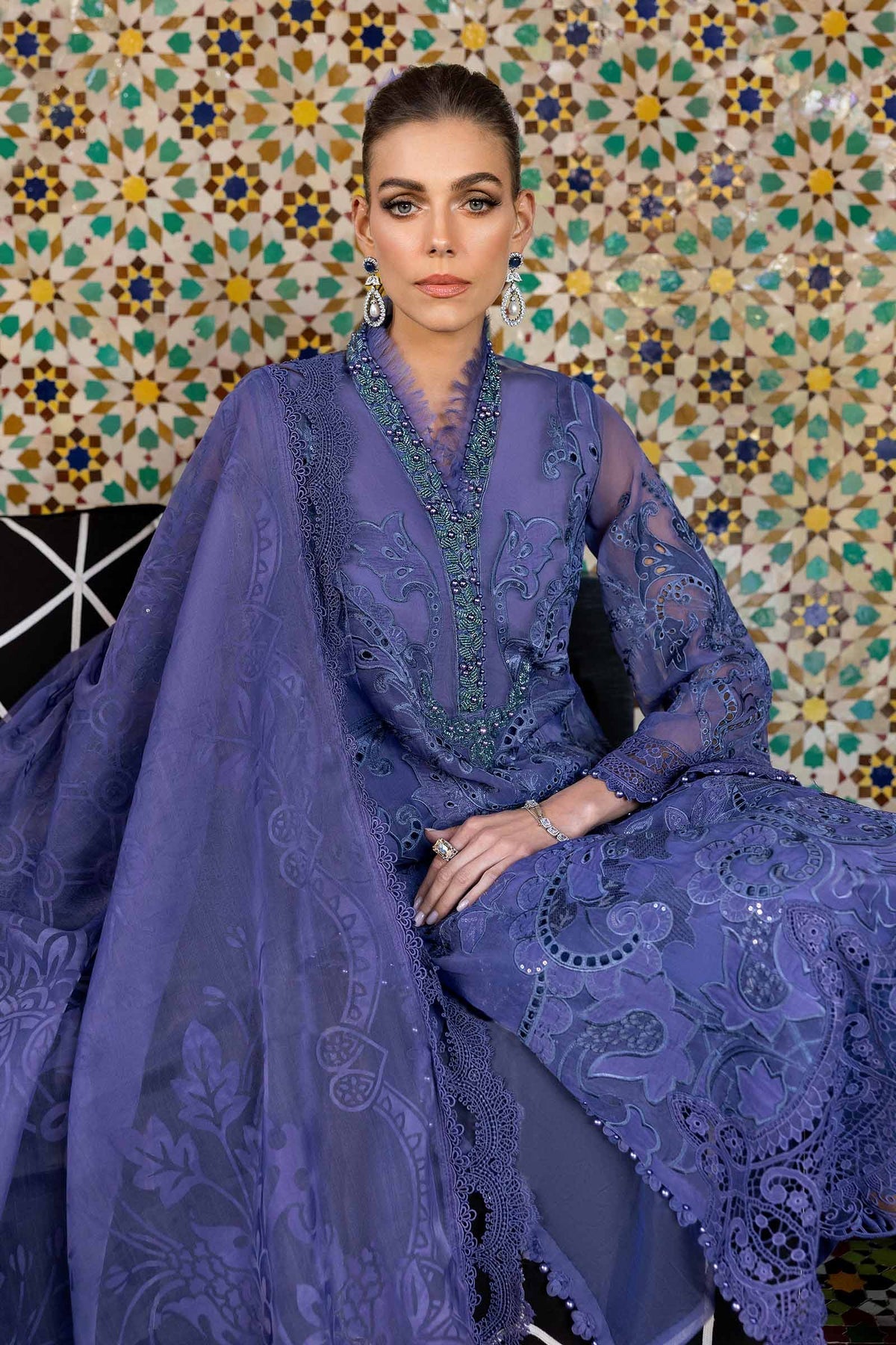 Maria B | Luxury Lawn 25 | D-2506-B - by - Libasekhas UK - Registered Vendor of : Maria B - 100% Original Designer Dresss