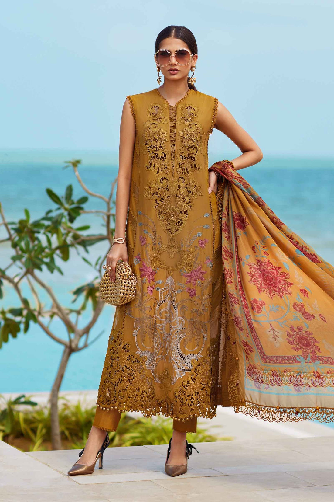 Maria B | Eid Collection 25 | 25-06 - by - Libasekhas UK - Registered Vendor of : Maria B - 100% Original Designer Dresss