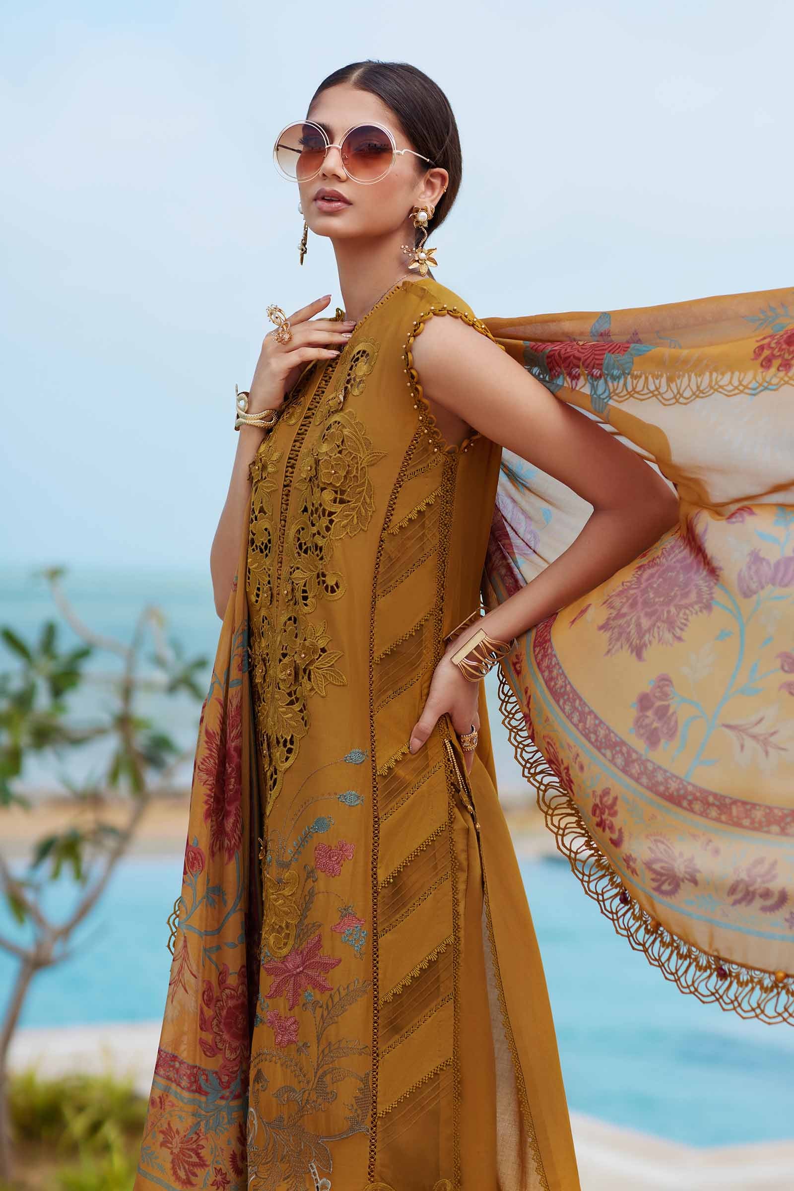 Maria B | Eid Collection 25 | 25-06 - by - Libasekhas UK - Registered Vendor of : Maria B - 100% Original Designer Dresss