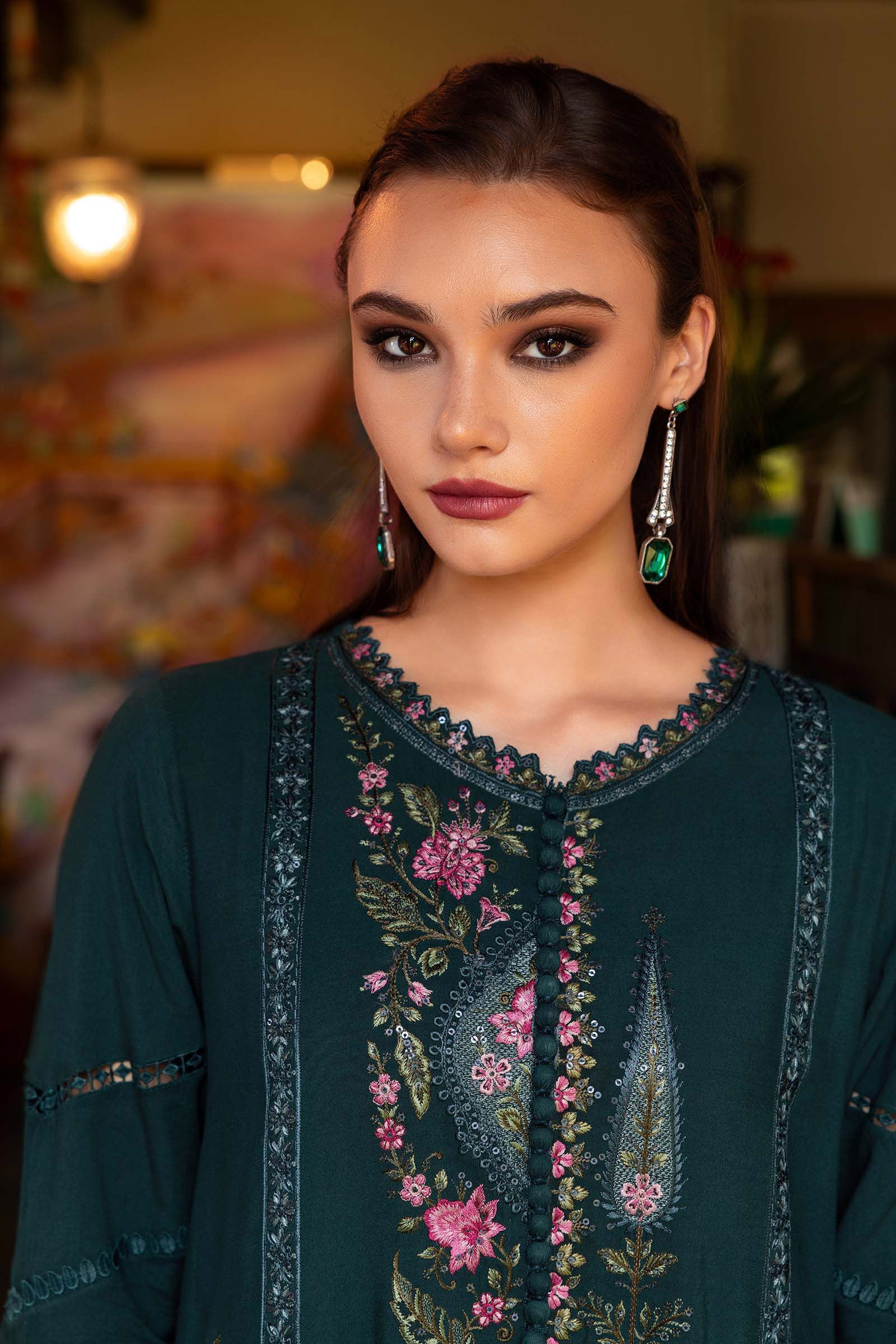 Maria B | M Prints Winter 25 | MPT-2807-B - by Libasekhas UK - Registered Vendor of : Maria B - 100% Original Designer Dress