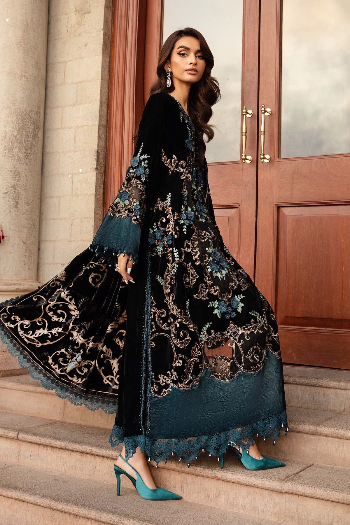 Maria B | Winter Luxe 24 | Velvet DL-1208 - by - Libasekhas UK - Registered Vendor of : Maria B - 100% Original Designer Dresss