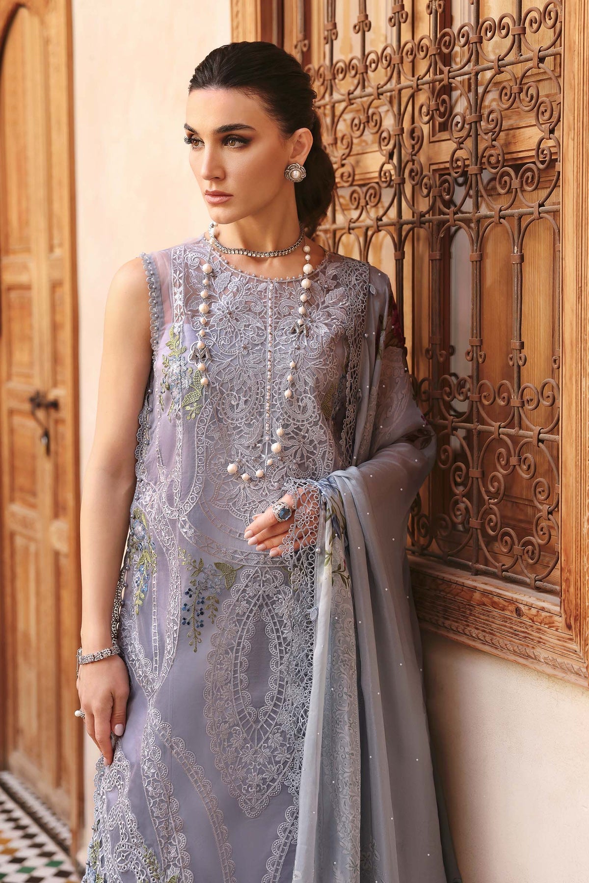 Maria B | Luxury Lawn 25 | D-2509-B - by - Libasekhas UK - Registered Vendor of : Maria B - 100% Original Designer Dresss