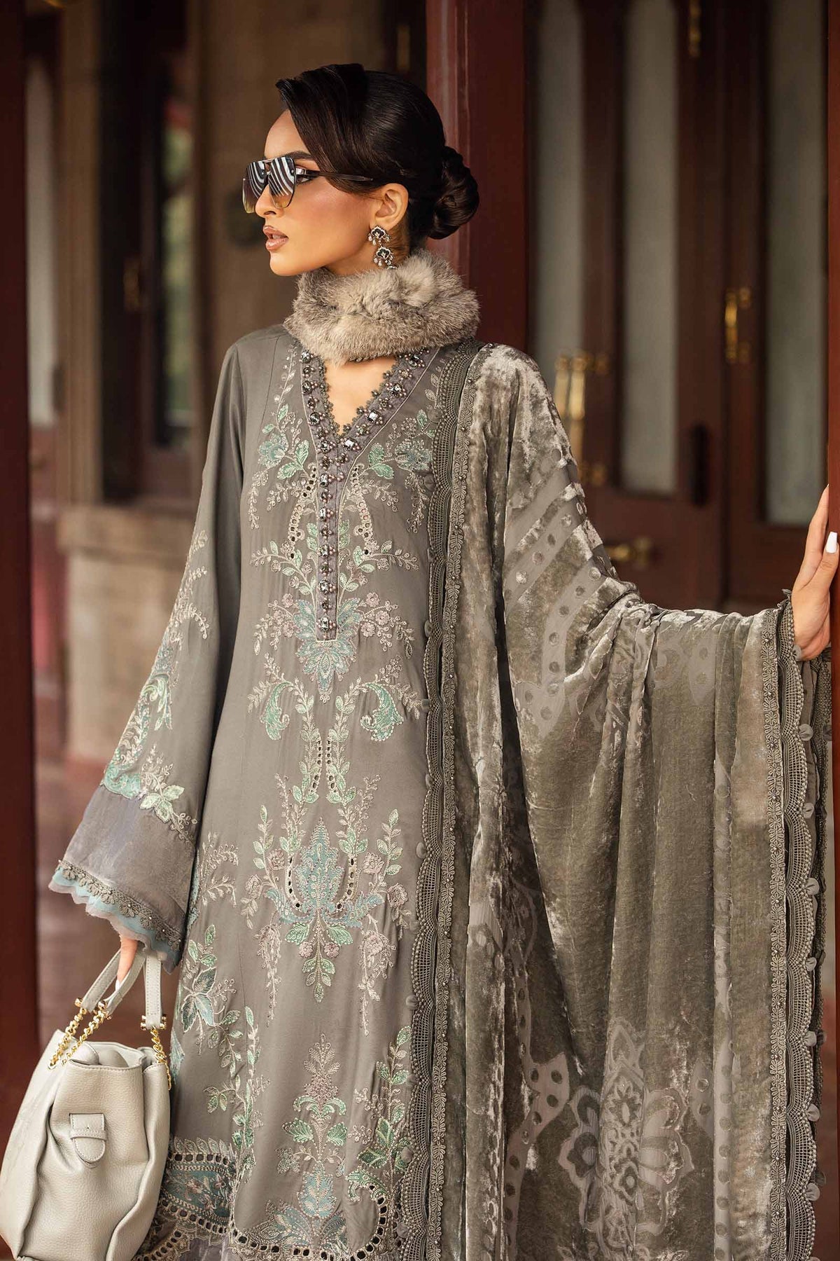 Maria B | Winter Luxe 24 | Velvet DL-1209 - by - Libasekhas UK - Registered Vendor of : Maria B - 100% Original Designer Dresss