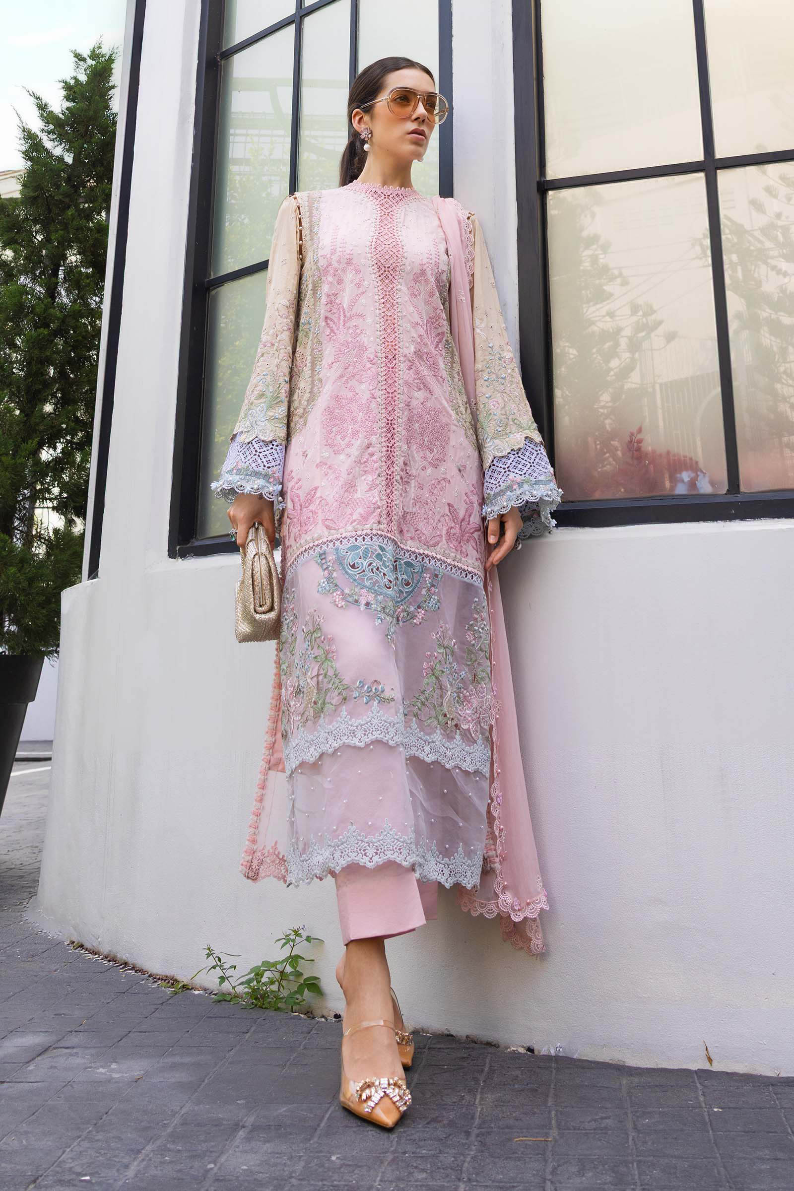 Maria B | luxury Lawn 26 | EL-26-09 - by Libasekhas UK - Registered Vendor of : Maria B - 100% Original Designer Dress