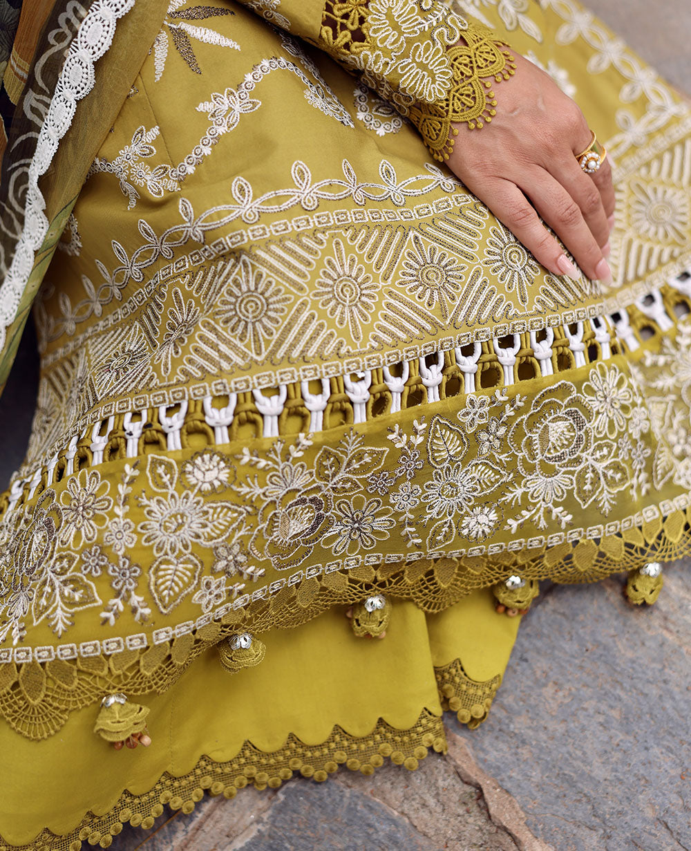 Republic Womenswear | Talia Luxury Lawn 25 | D1-A - Numa - by - Libasekhas UK - Registered Vendor of : Republic Womenswear - 100% Original Designer Dresss