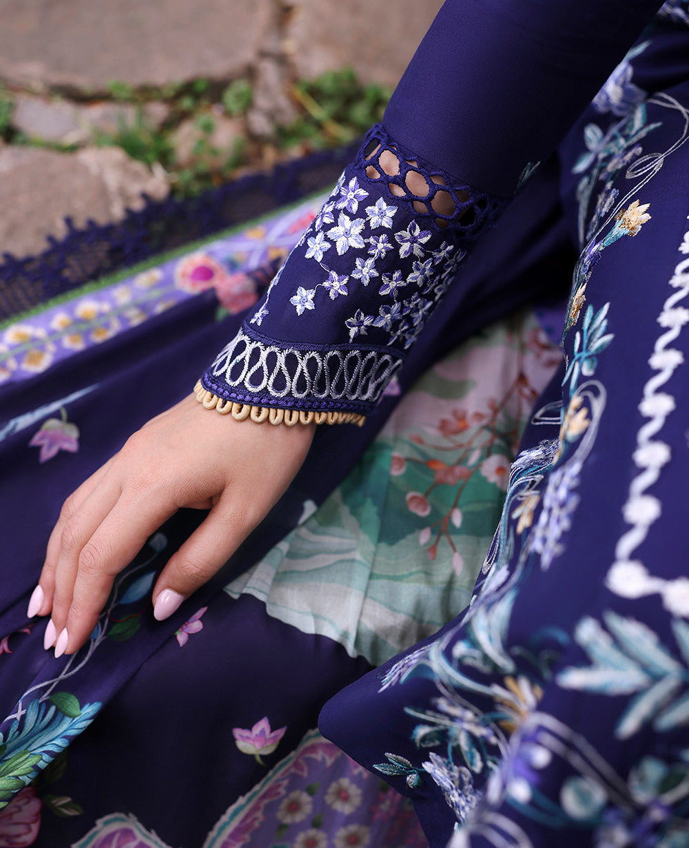 Republic Womenswear | Talia Luxury Lawn 25 | D3-B - Saia - by - Libasekhas UK - Registered Vendor of : Republic Womenswear - 100% Original Designer Dresss