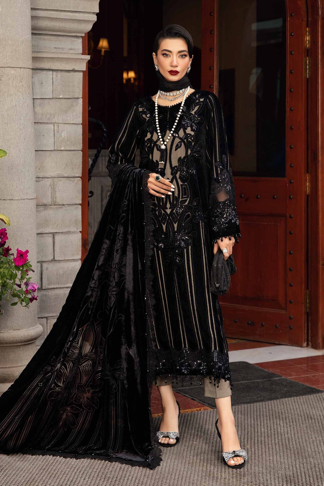 Maria B | Winter Luxe 24 | Velvet DL-1205 - by - Libasekhas UK - Registered Vendor of : Maria B - 100% Original Designer Dresss