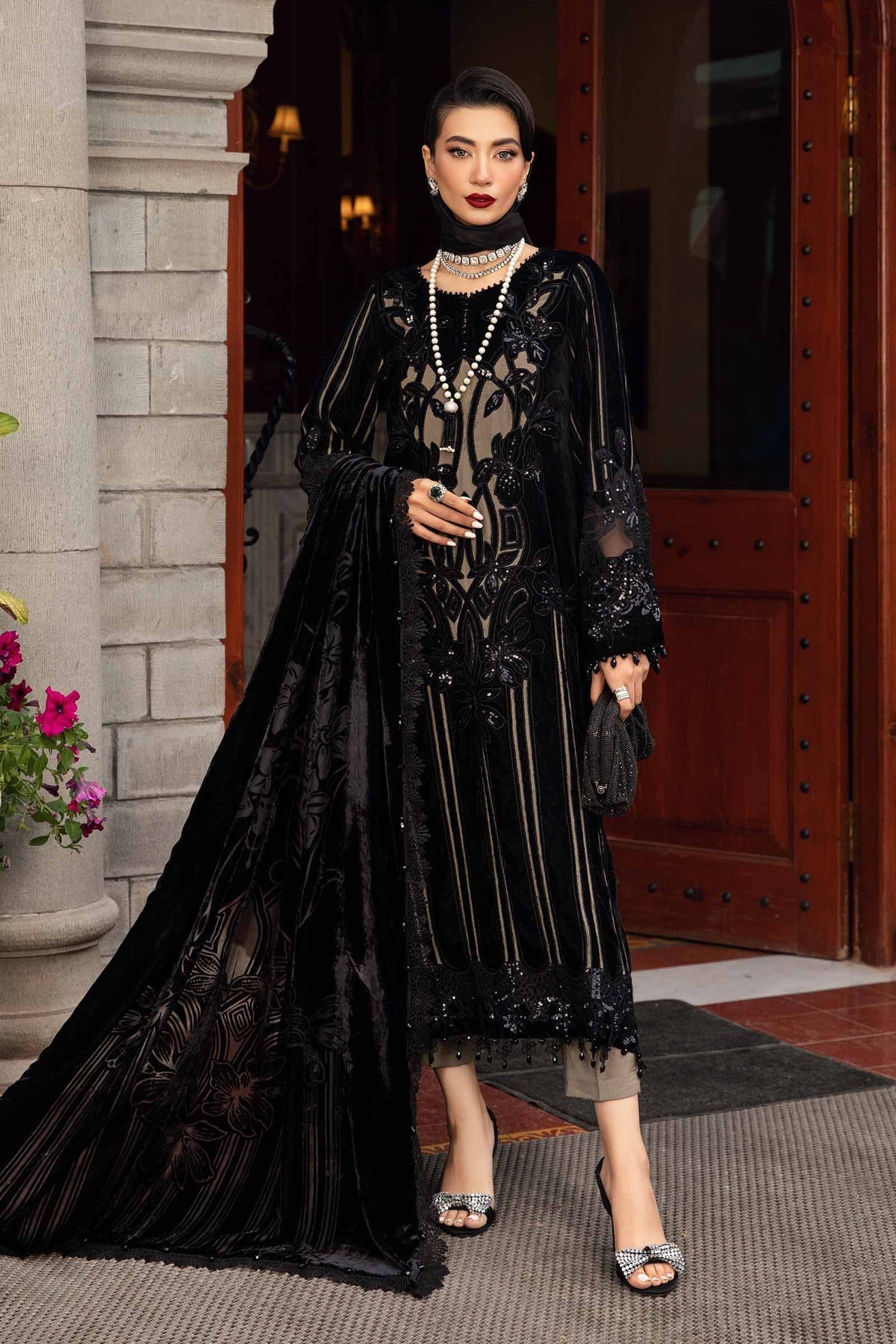 Maria B | Winter Luxe 24 | Velvet DL-1205 - by - Libasekhas UK - Registered Vendor of : Maria B - 100% Original Designer Dresss