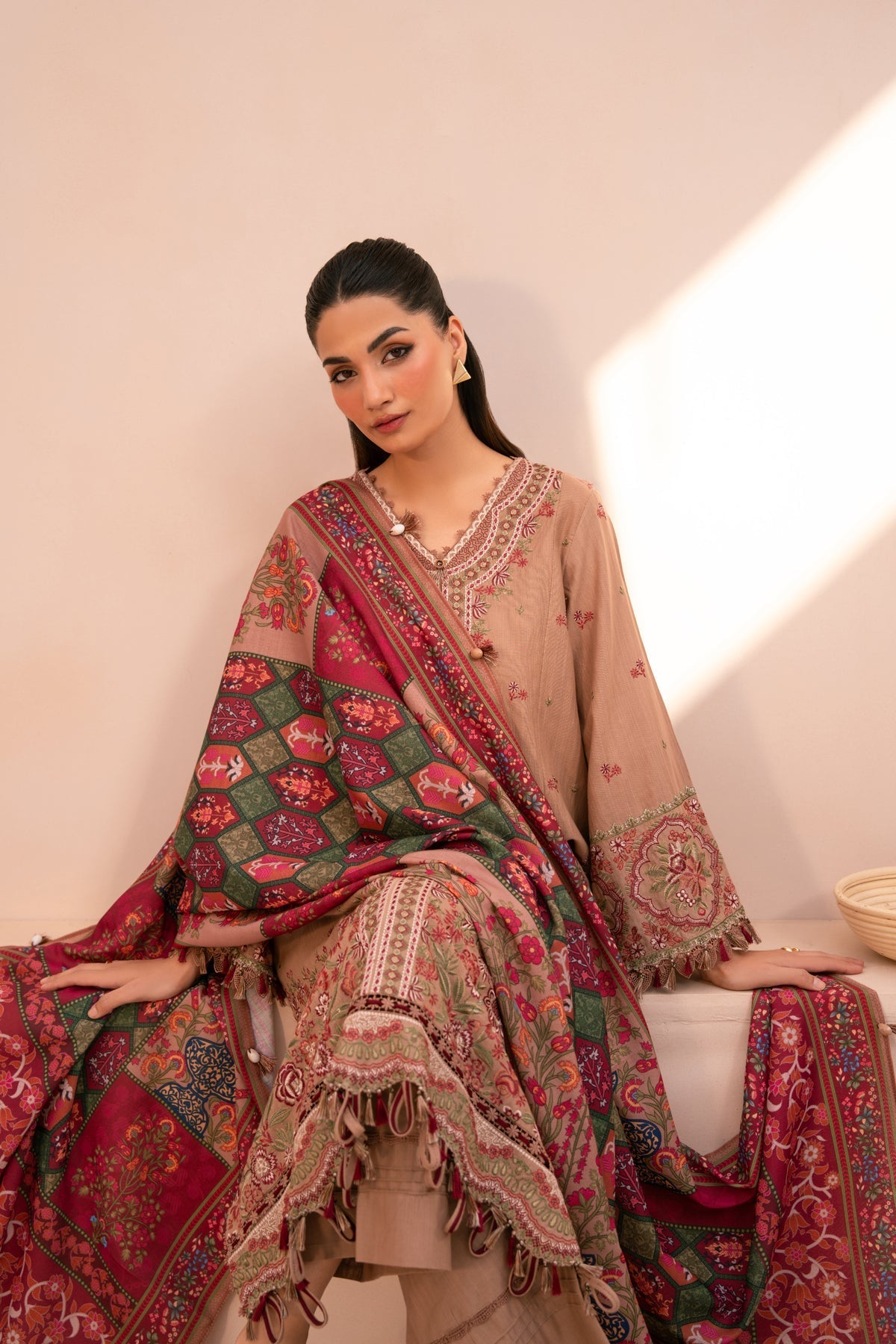 Xenia Formals | Rang e Khizan | DAFIYAH - by Libasekhas UK - Registered Vendor of : Xenia Formals - 100% Original Designer Dress