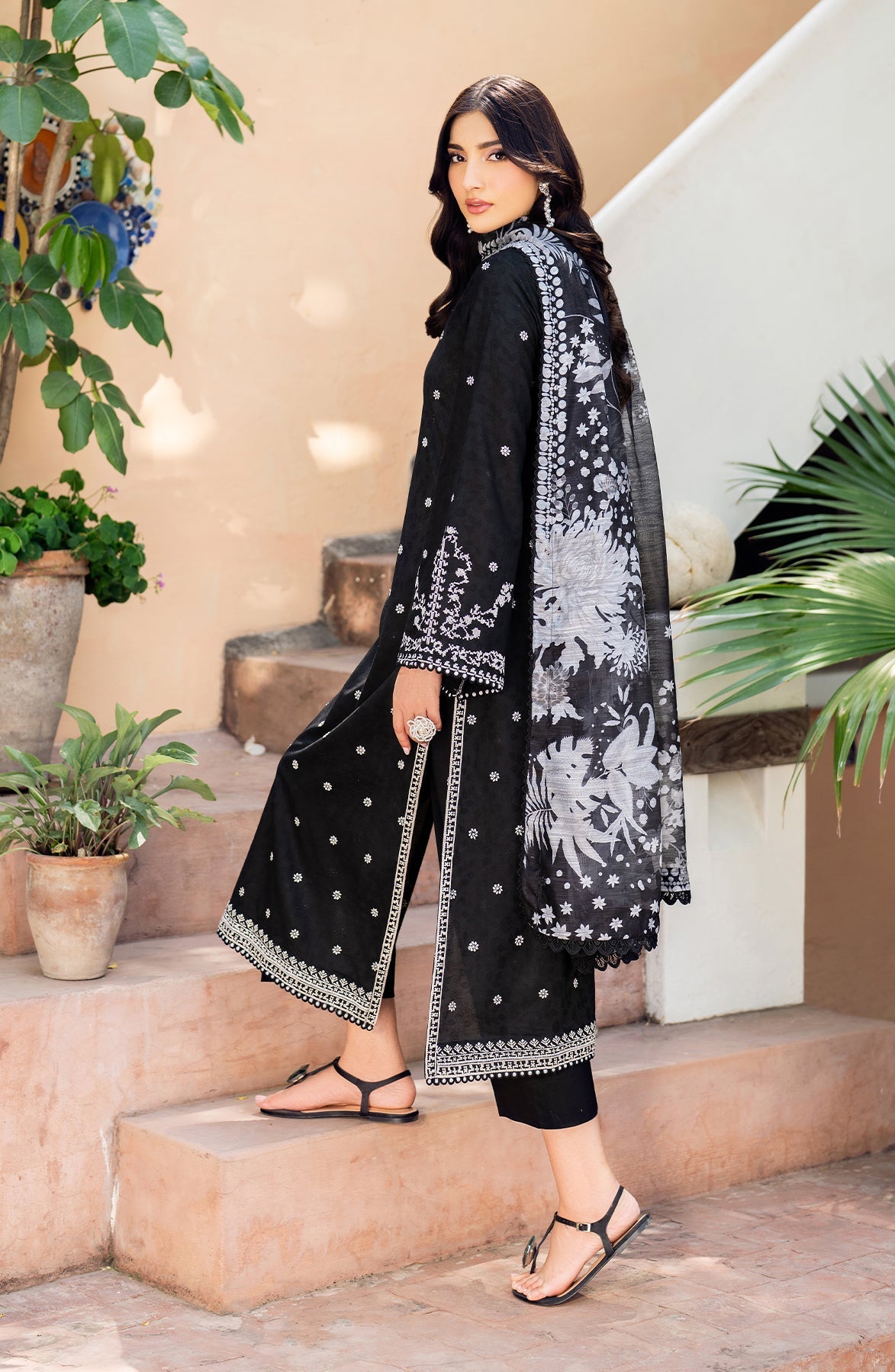 Zarif | Nura Textured Lawn 25 |  MILHA - by - Libasekhas UK - Registered Vendor of : Zarif - 100% Original Designer Dresss