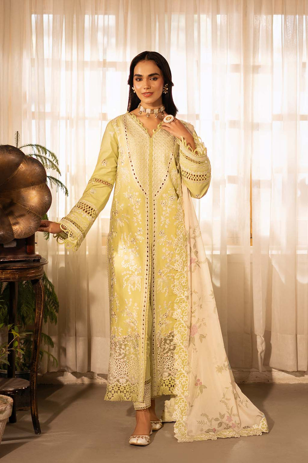 Zarposh | Sajni Lawn 25 | Gulnaz - by - Libasekhas UK - Registered Vendor of : Zarposh - 100% Original Designer Dresss
