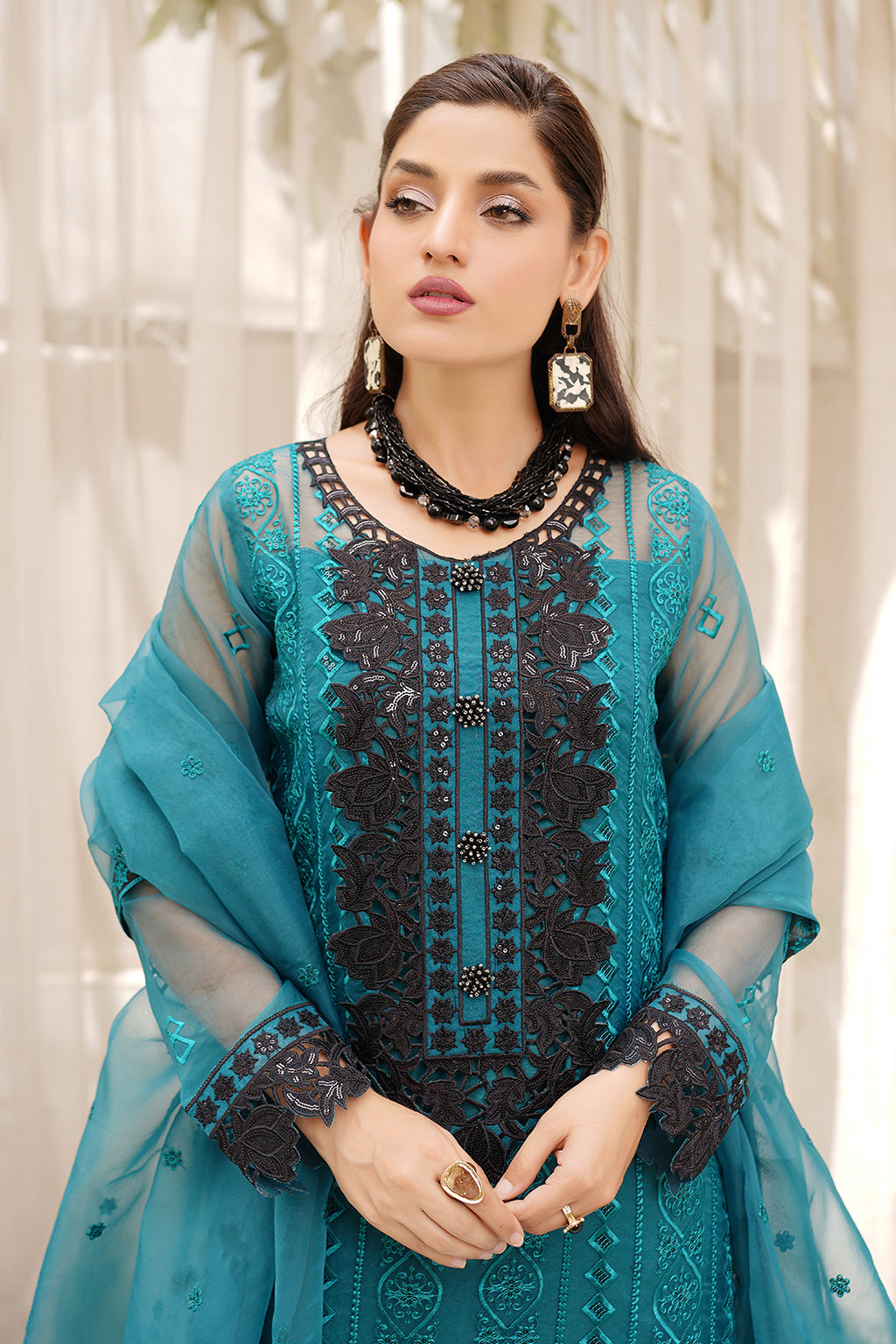 Maryams | Luxury Pret | M-1204 - by - Libasekhas UK - Registered Vendor of : Maryams - 100% Original Designer Dresss