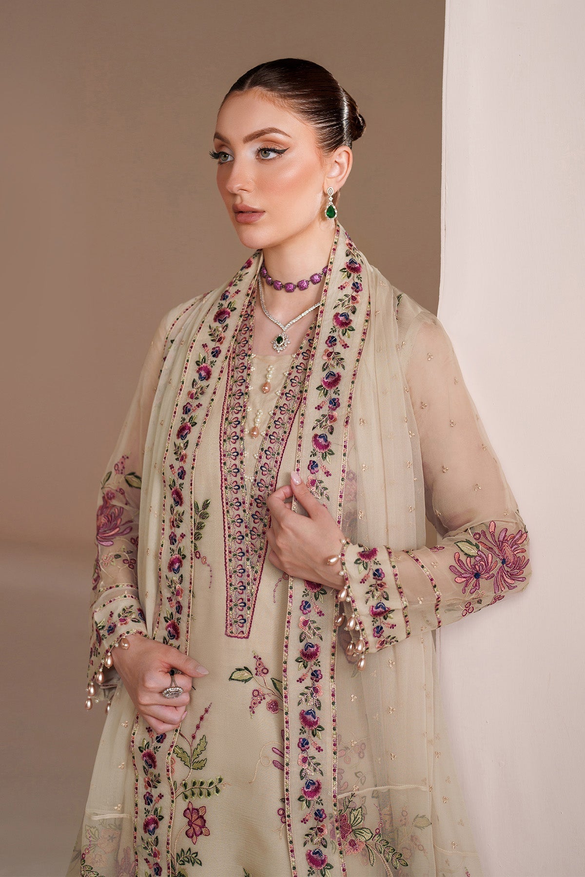 Alizeh | Threads Eid Festive Edit 26 | AF-BDHG-5041-Victoria - by Libasekhas UK - Registered Vendor of : Alizeh - 100% Original Designer Dress