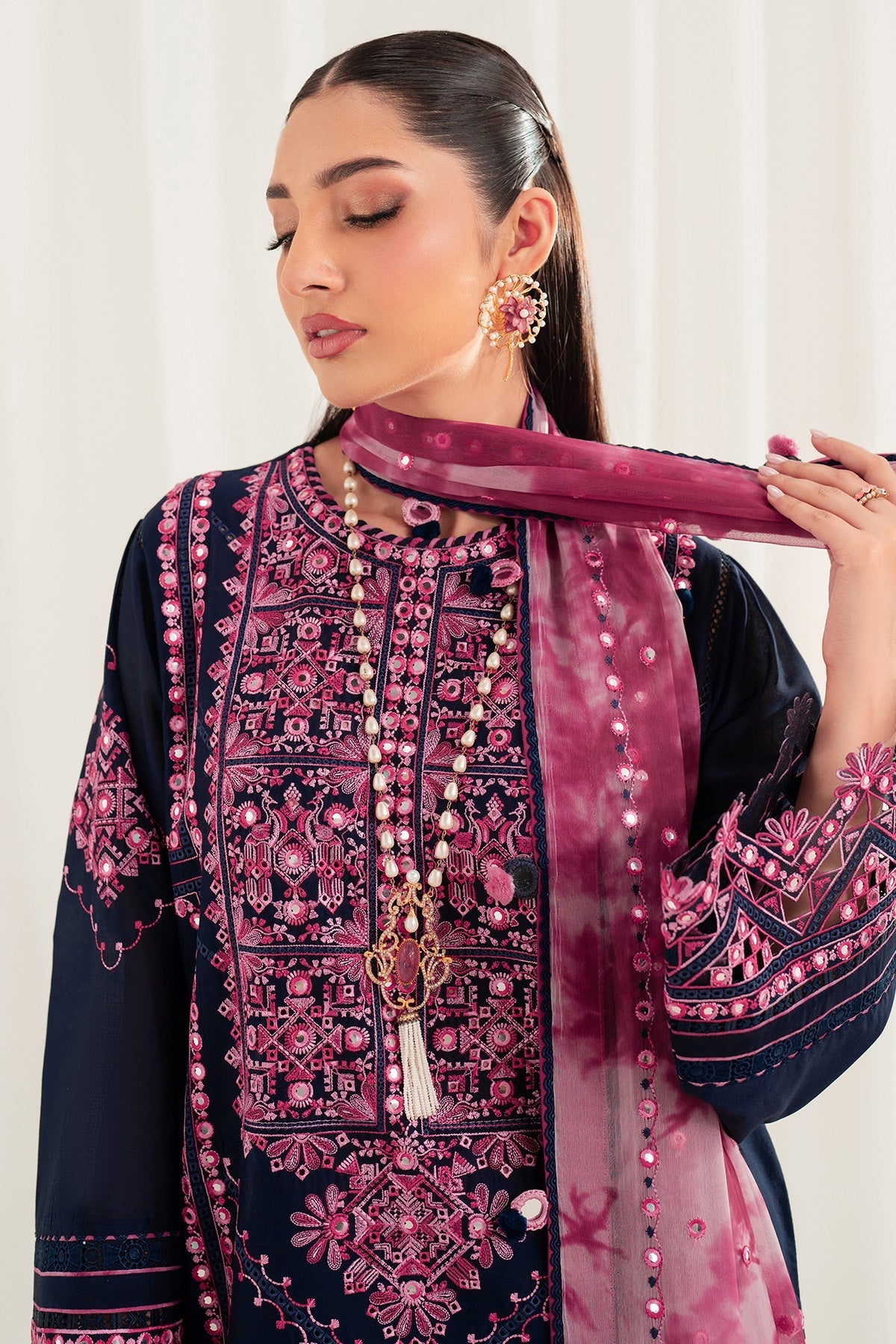 Jazmin | Iris Luxury Lawn 25 | IL'25-D01 - by - Libasekhas UK - Registered Vendor of : Jazmin - 100% Original Designer Dresss