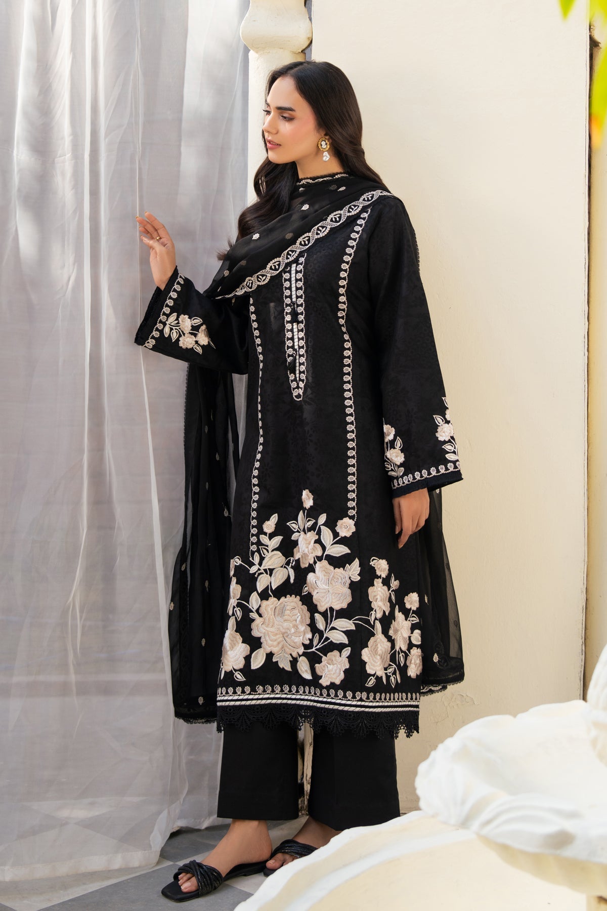 Xenia Formals | The Eid Edit | AMARIS - by Libasekhas UK - Registered Vendor of : Xenia Formals - 100% Original Designer Dress