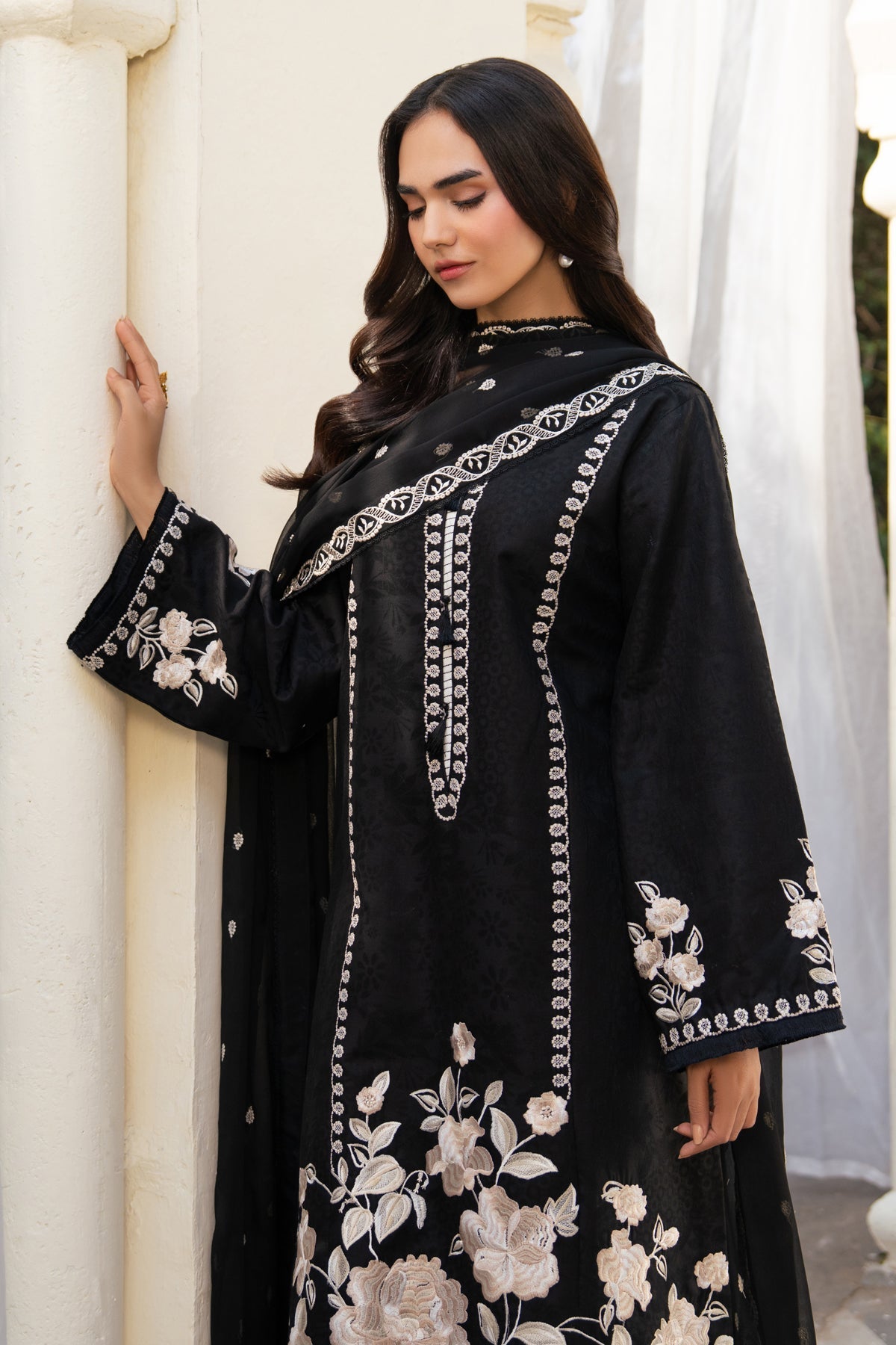 Xenia Formals | The Eid Edit | AMARIS - by Libasekhas UK - Registered Vendor of : Xenia Formals - 100% Original Designer Dress