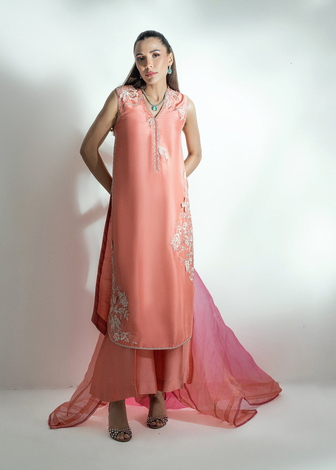 Umsha | Soiree De Rose | Lily Dust - by Libasekhas UK - Registered Vendor of : Umsha - 100% Original Designer Dress