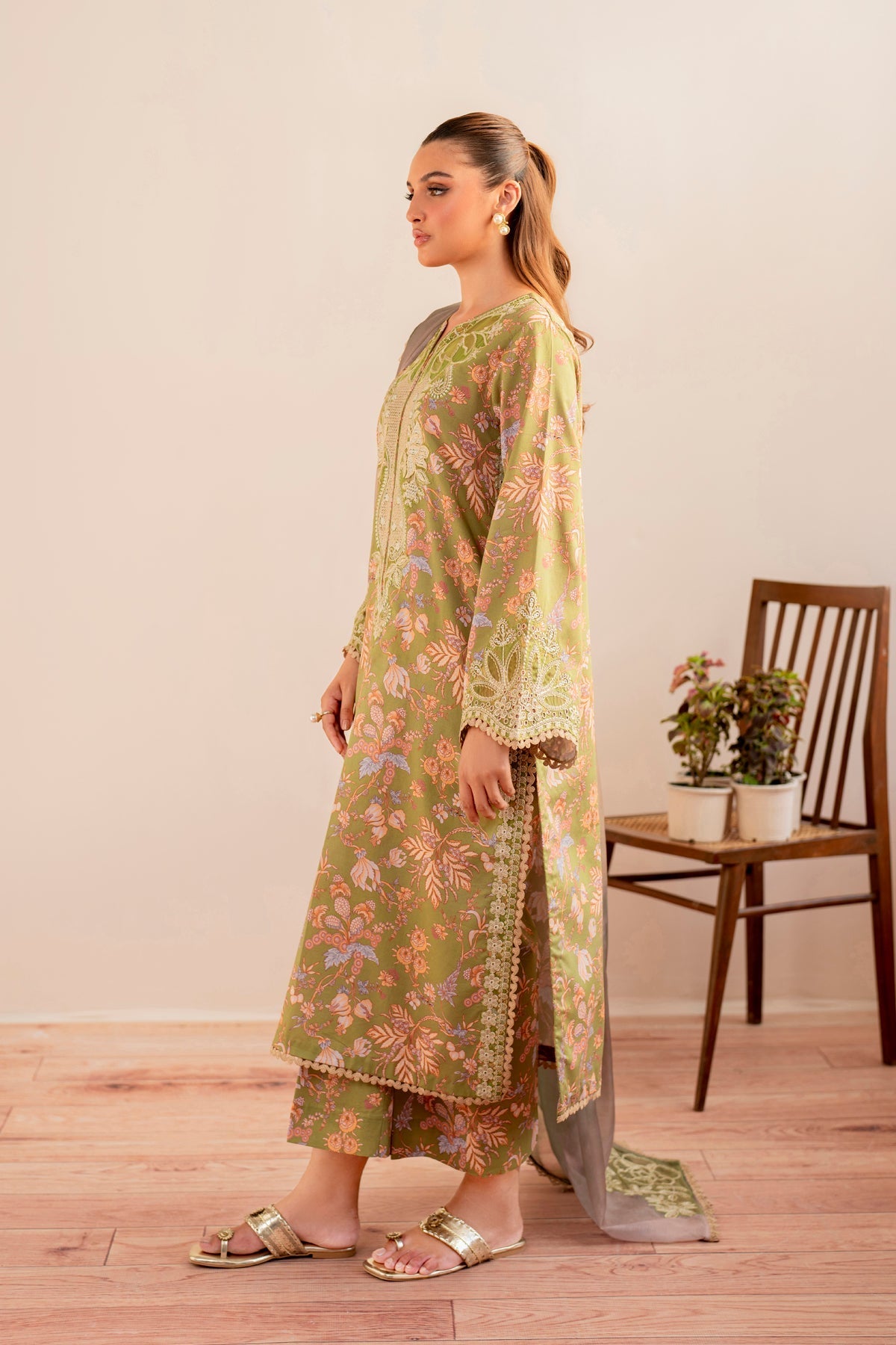 Xenia Formals | Summer Away 25 | FINCH - by - Libasekhas UK - Registered Vendor of : Xenia Formals - 100% Original Designer Dresss