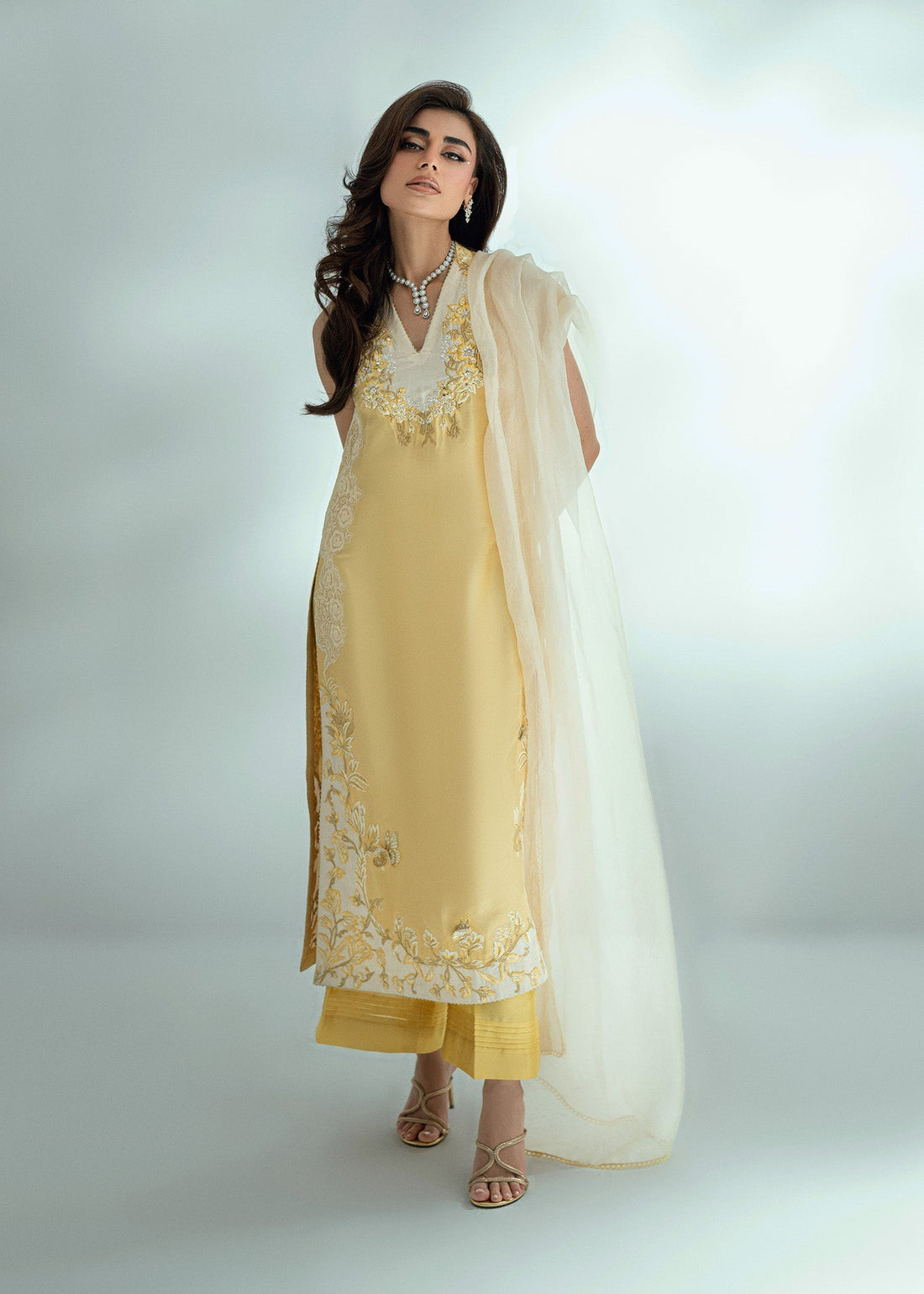 Umsha | Soiree De Rose | Golden Whisper - by Libasekhas UK - Registered Vendor of : Umsha - 100% Original Designer Dress