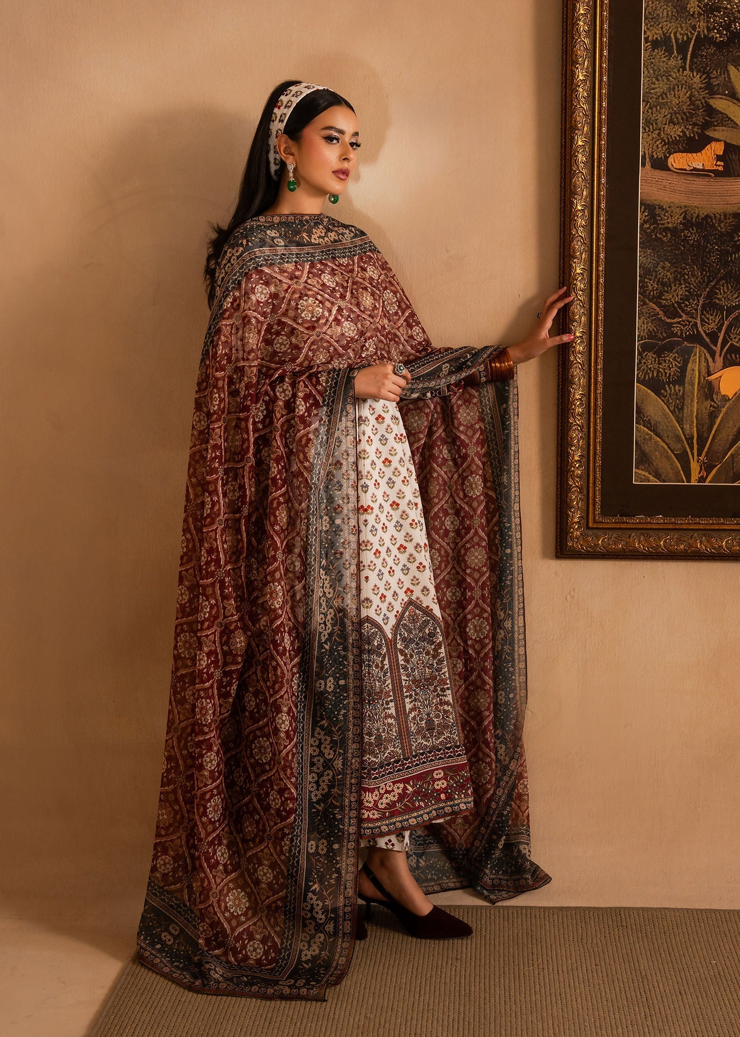 Maria Osama Khan | Retro Lawn 25 | Nair - by - Libasekhas UK - Registered Vendor of : Maria Osama Khan - 100% Original Designer Dresss