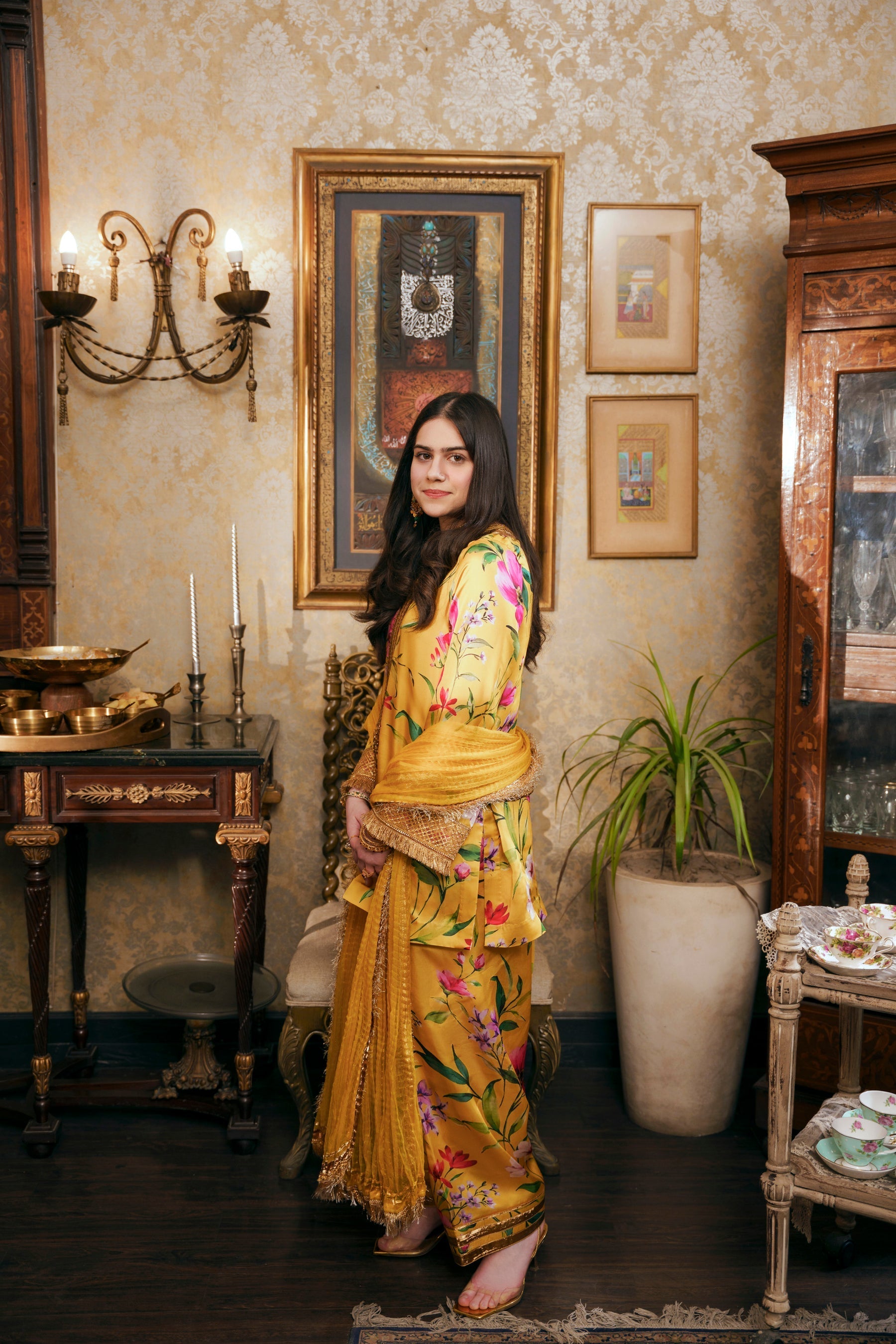 Nilofer Shahid | Saheliyan | Aaiza - by Libasekhas - Registered Vendor of : Nilofer Shahid - 100% Original Designer Dress