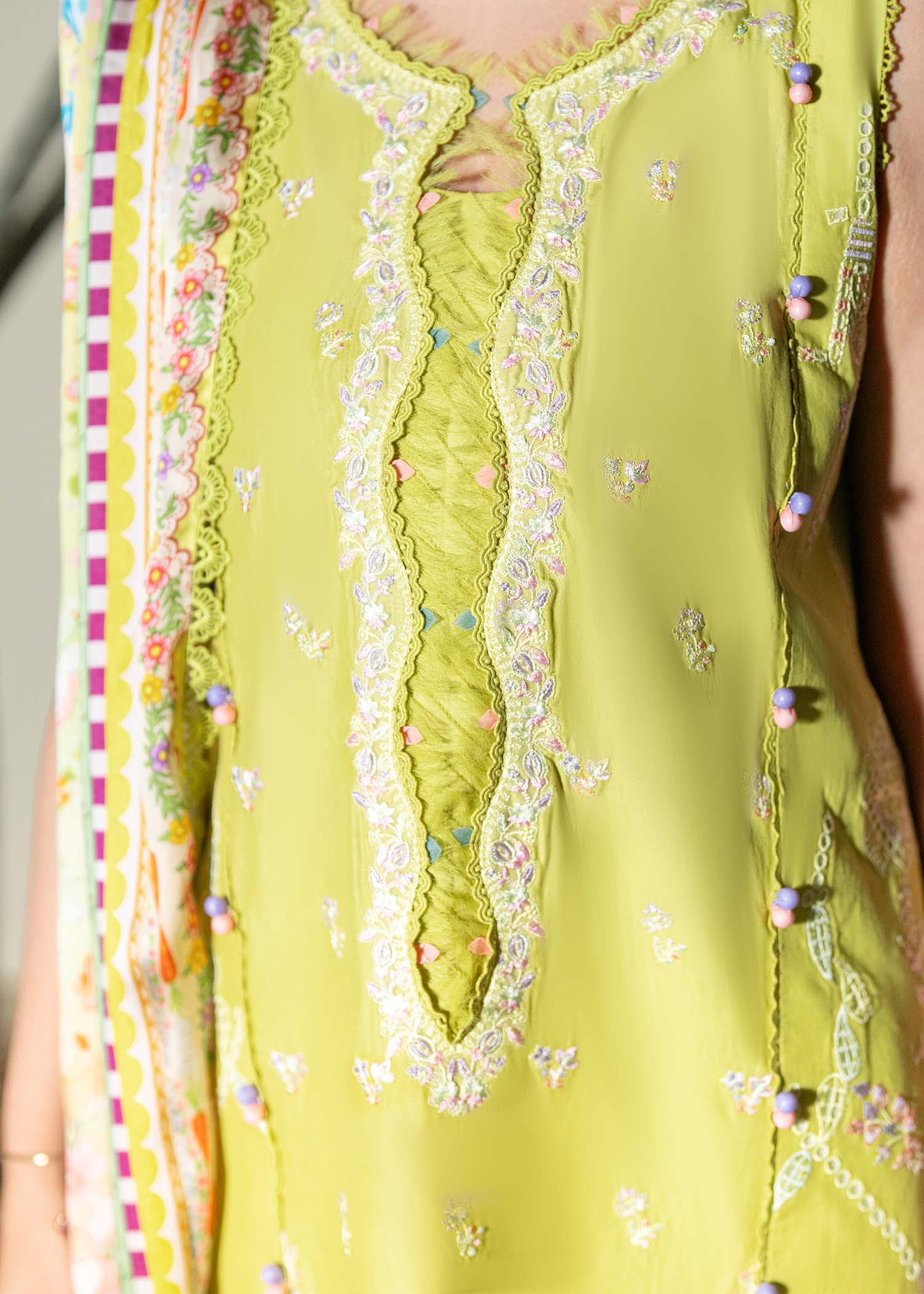 Kanwal Malik | Mira Summer Lawn 26 | Ilyra - by Libasekhas UK - Registered Vendor of : Kanwal Malik - 100% Original Designer Dress