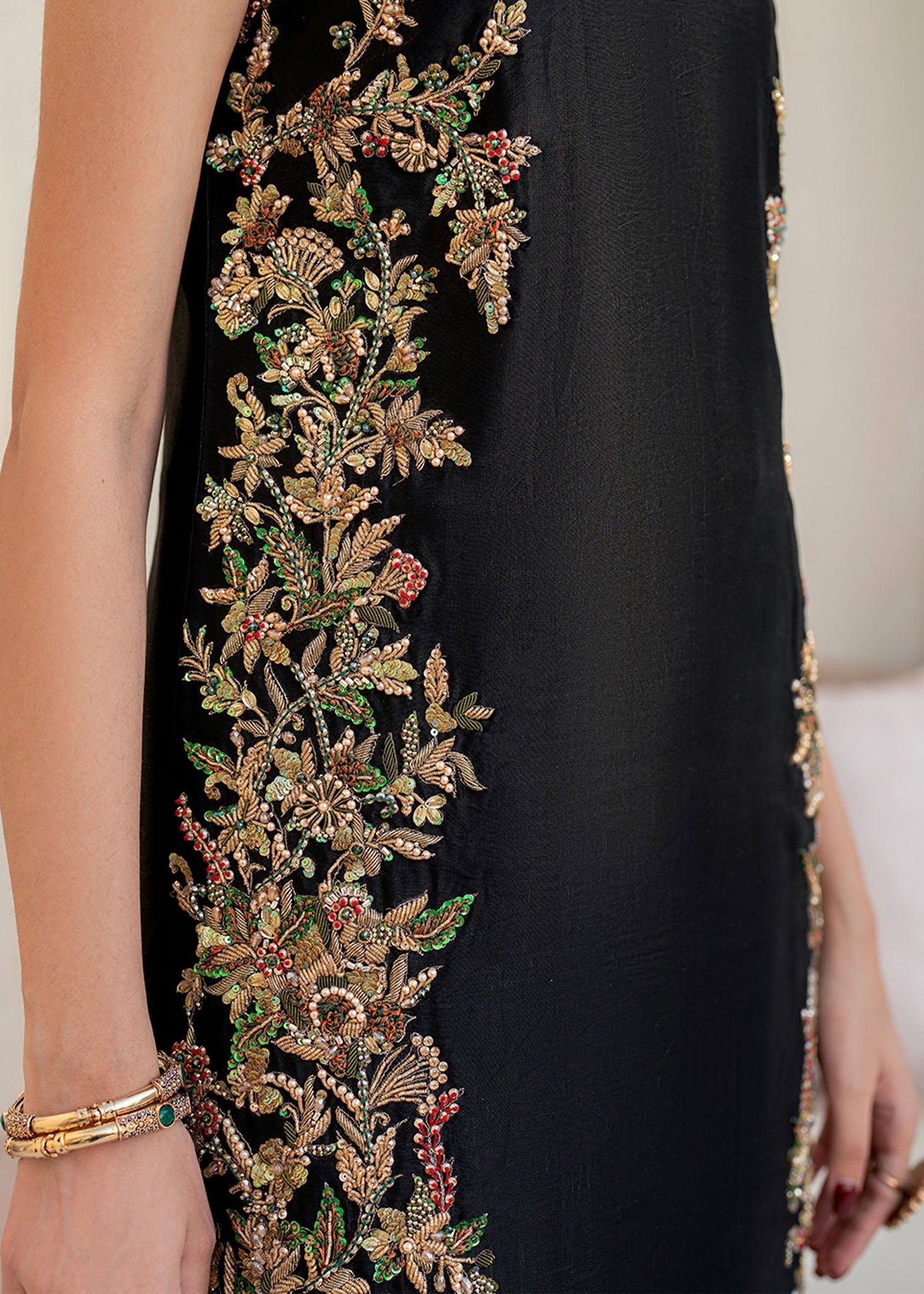Dastoor | Maahi Luxury Pret 25 | Liyana - by - Libasekhas UK - Registered Vendor of : Dastoor - 100% Original Designer Dresss