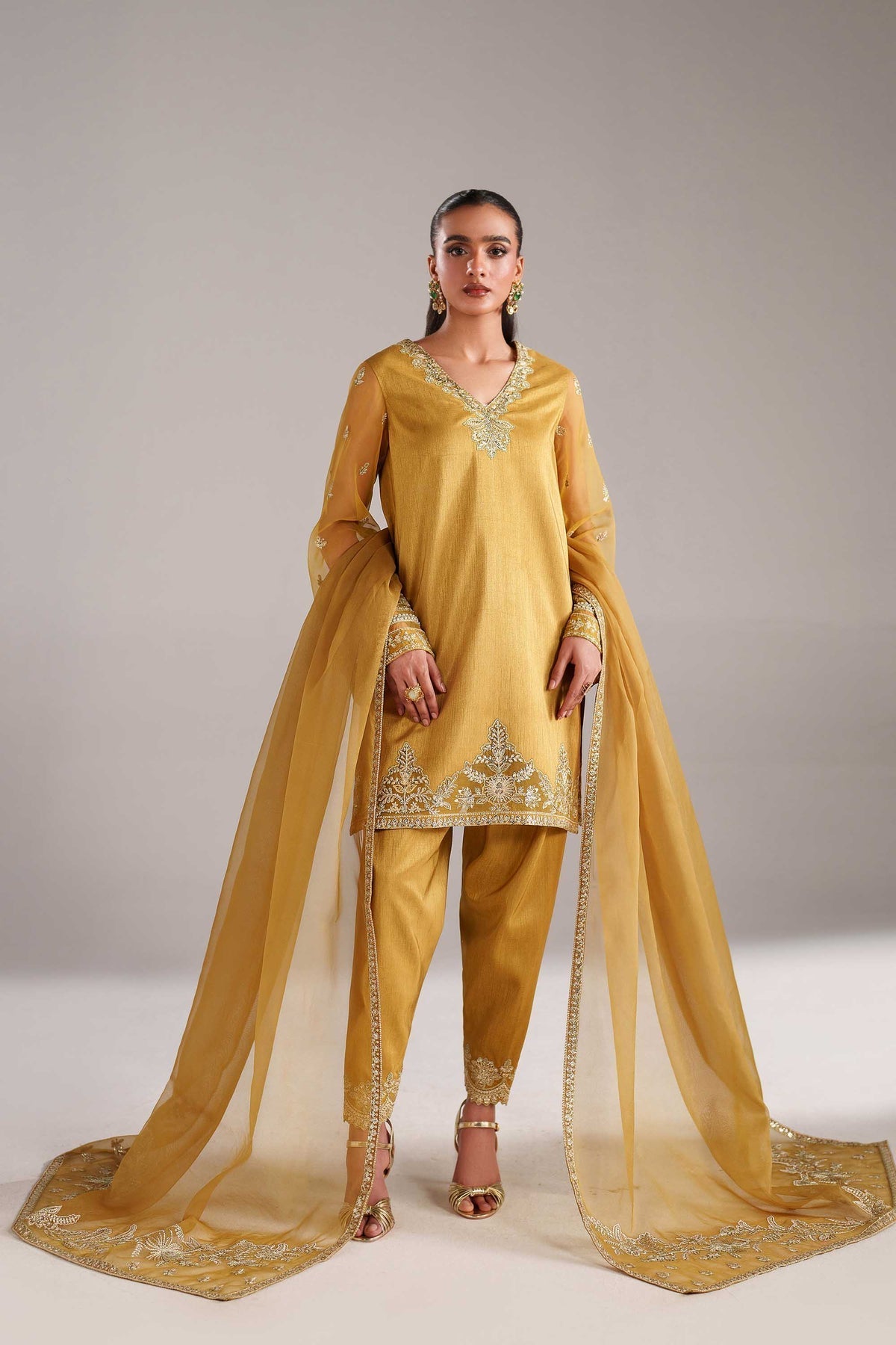 Akbar Aslam | Formal Pret | Paree - by Libasekhas UK - Registered Vendor of : Akbar Aslam - 100% Original Designer Dress