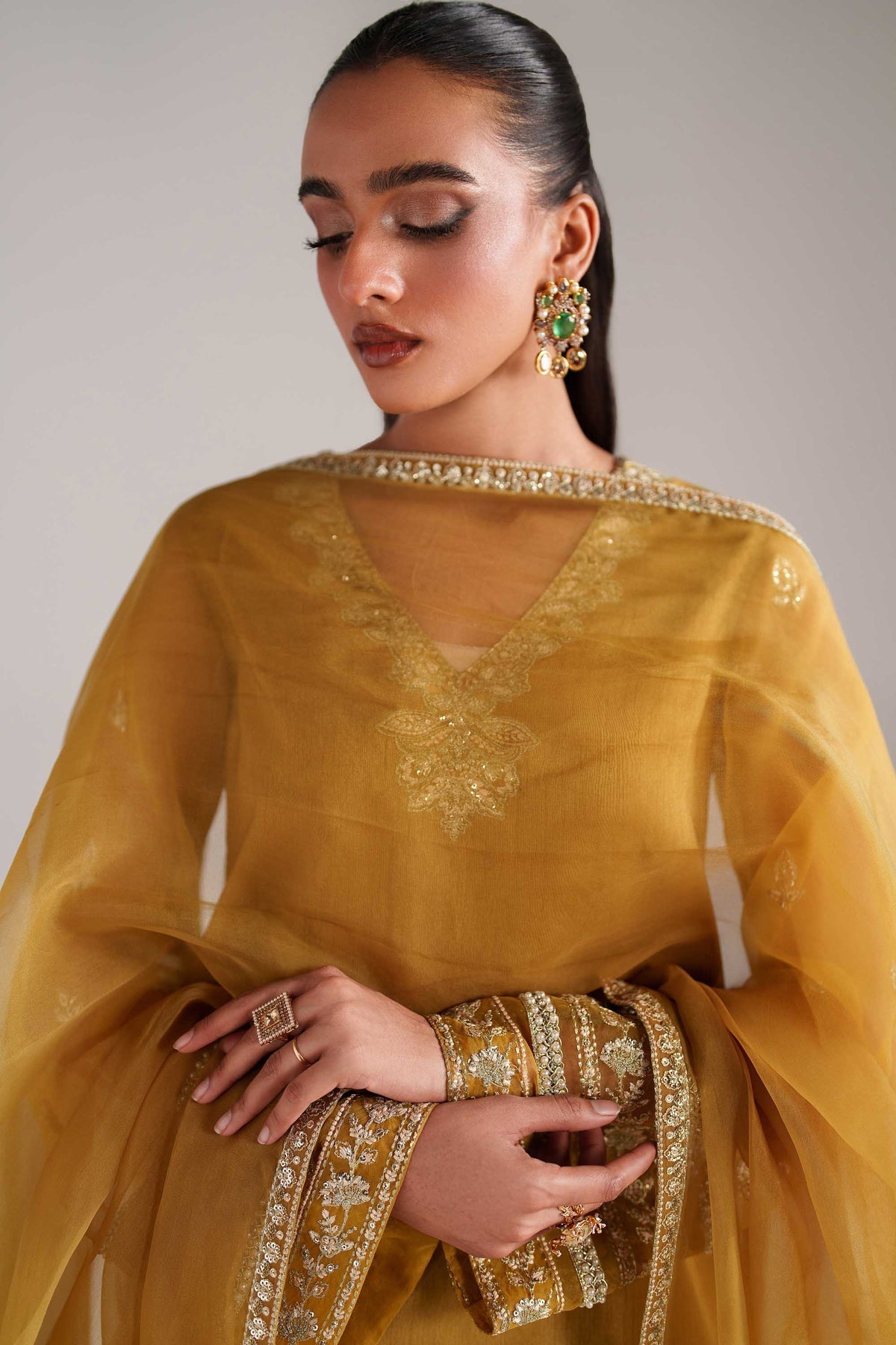 Akbar Aslam | Formal Pret | Paree - by Libasekhas UK - Registered Vendor of : Akbar Aslam - 100% Original Designer Dress