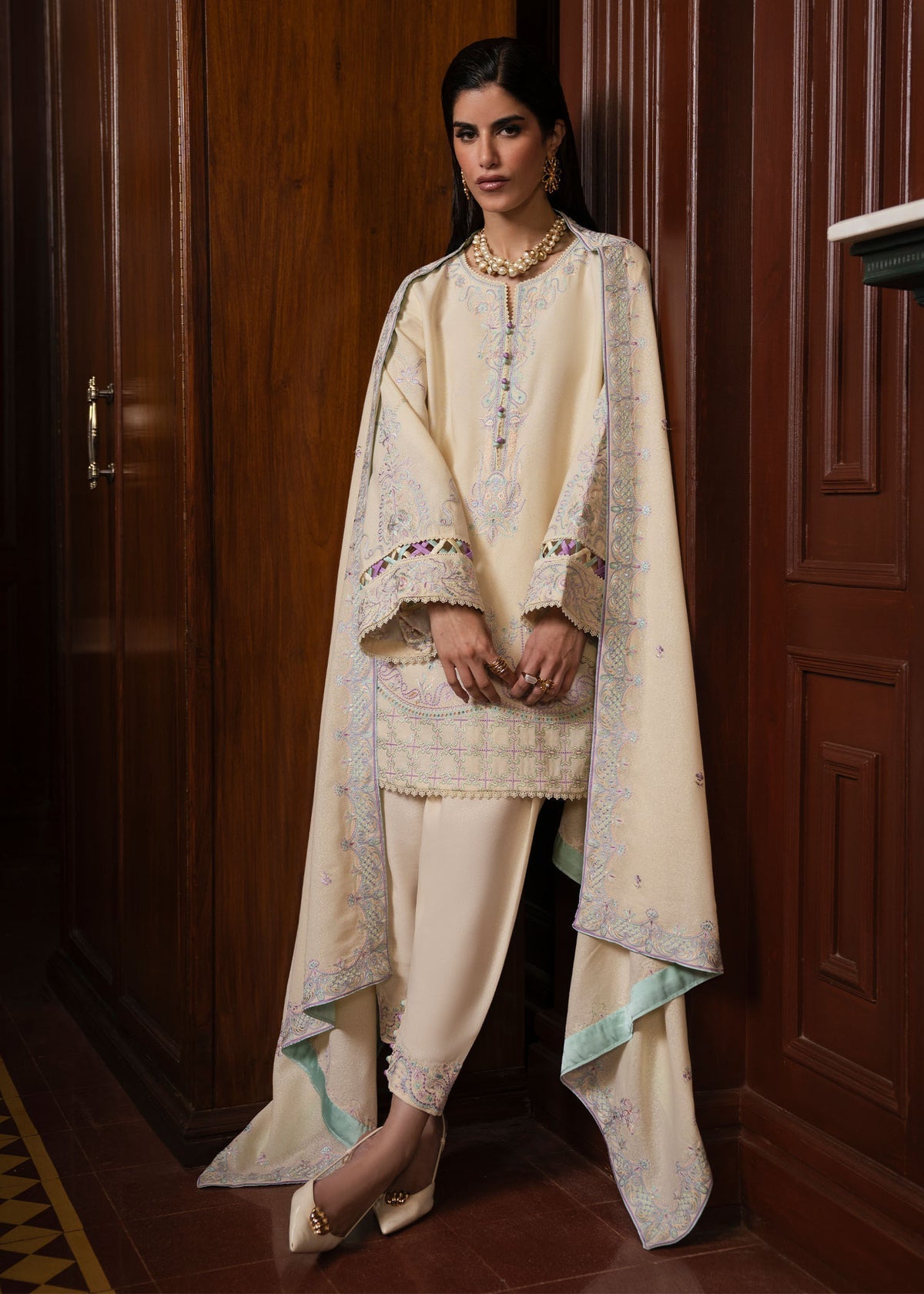 Kanwal Malik | Gulana Winter 25 | ShahGul - by Libasekhas UK - Registered Vendor of : Kanwal Malik - 100% Original Designer Dress