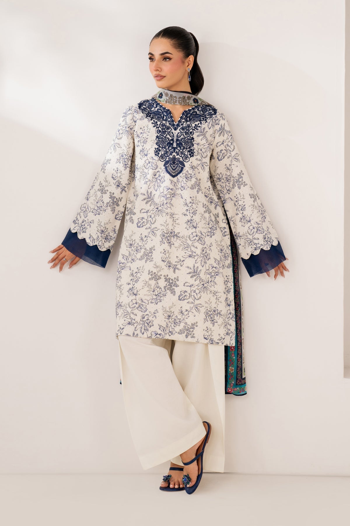 Xenia Formals | Namah Lawn 26 | KYMA - by Libasekhas UK - Registered Vendor of : Xenia Formals - 100% Original Designer Dress