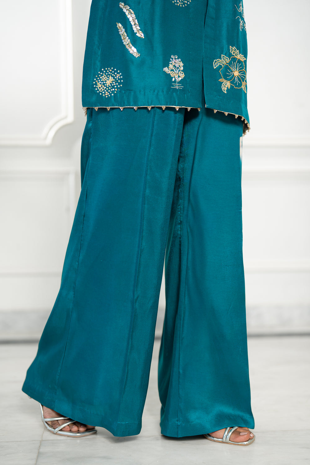 Wahaj M Khan | Lra Eid Collection 26 | Turquoise Rawsilk Lyra JS - by Libasekhas UK - Registered Vendor of : Wahaj M Khan - 100% Original Designer Dress