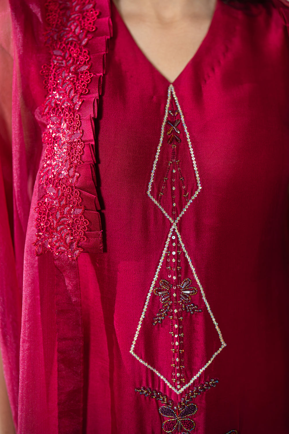 Wahaj M Khan | Lra Eid Collection 26 | Magenta Organza Cape Set - by Libasekhas UK - Registered Vendor of : Wahaj M Khan - 100% Original Designer Dress