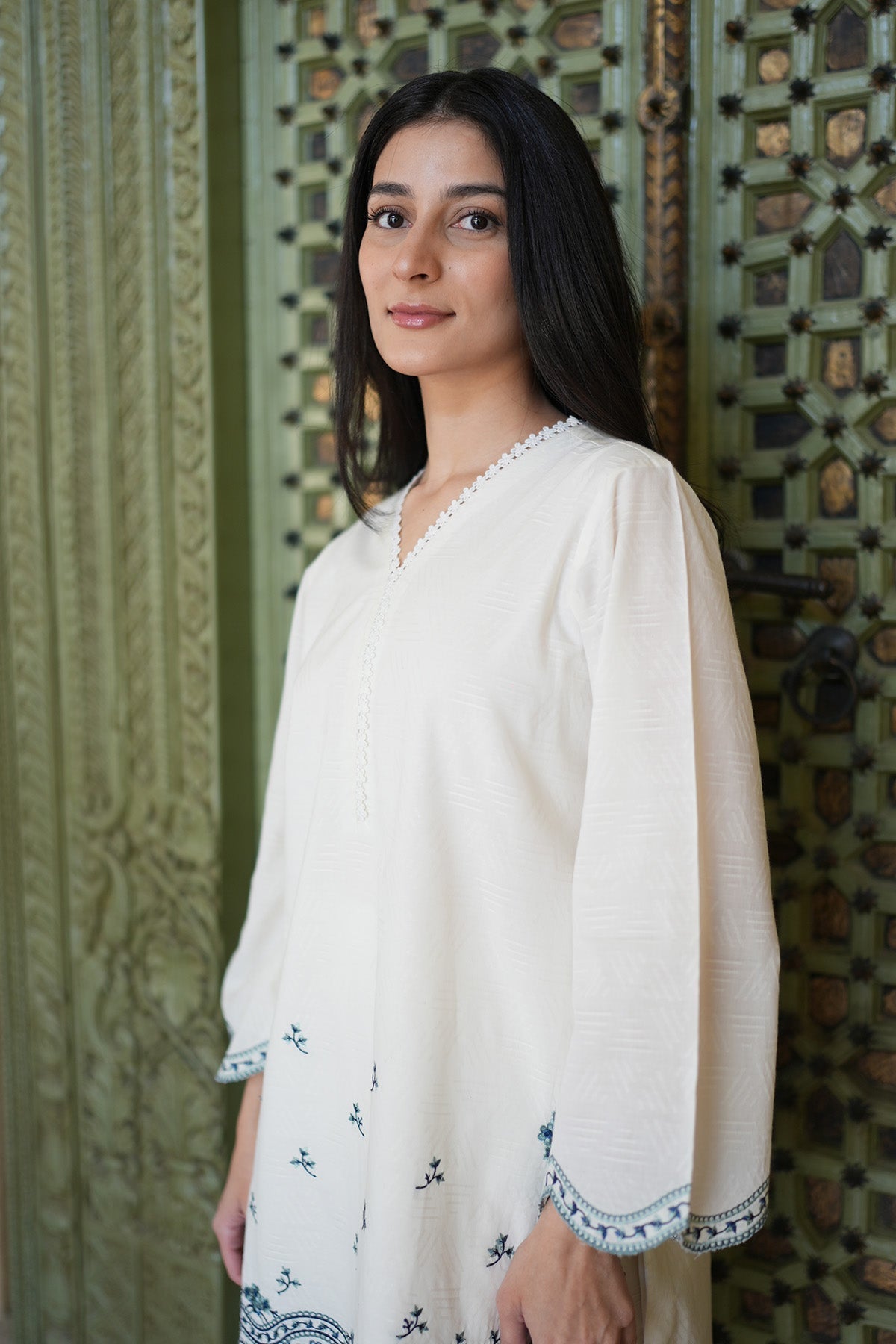 Sahar | Ready to Wear Basics | Dove'S Grace - by - Libasekhas UK - Registered Vendor of : Sahar - 100% Original Designer Dresss