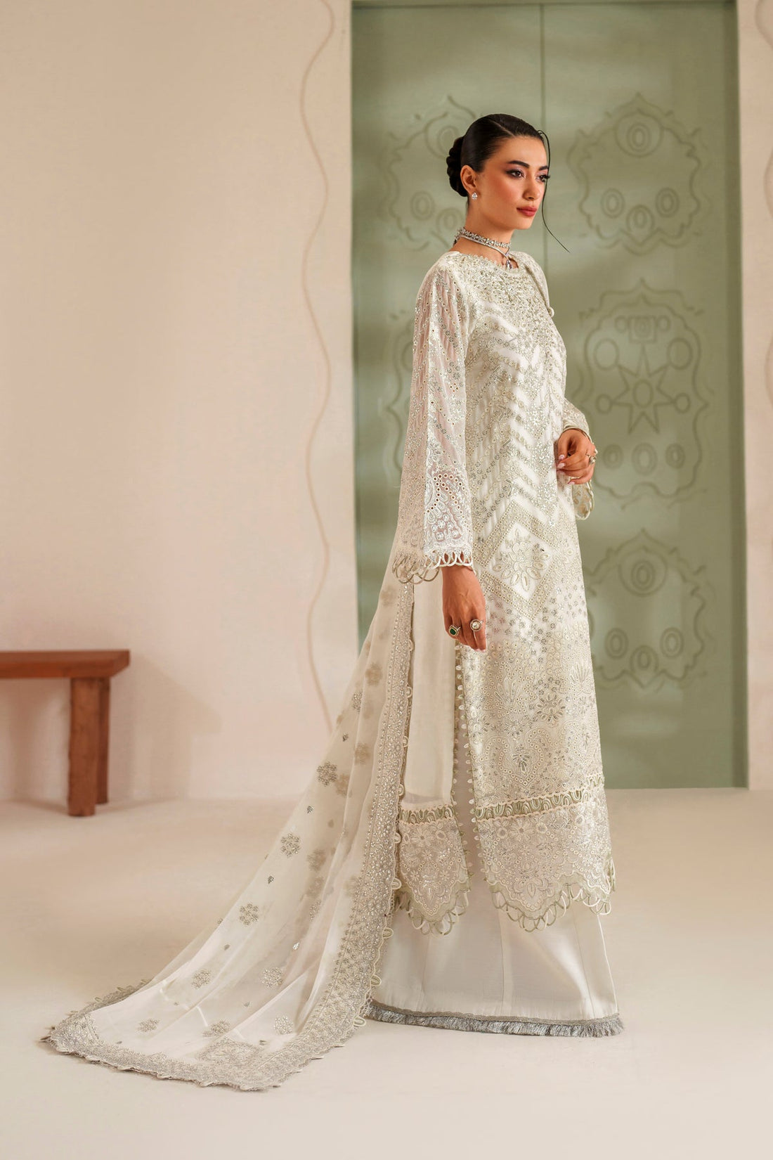 Xenia Formals | Neorah Luxury Formals | VAREHA - by Libasekhas UK - Registered Vendor of : Xenia Formals - 100% Original Designer Dress
