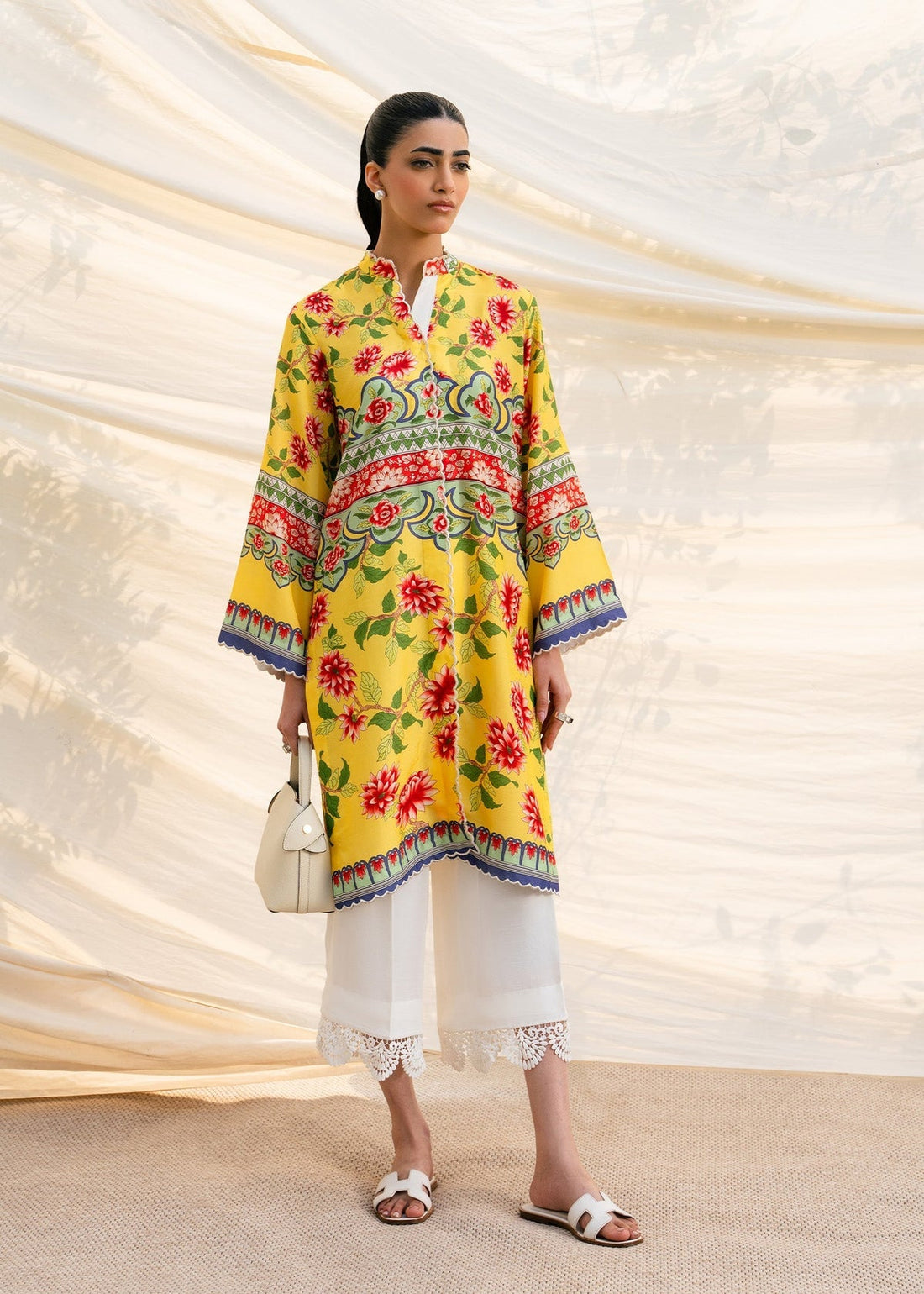 Mahgul | Ambi Bagh Silk Edit | Mahpareh - by Libasekhas - Registered Vendor of : Mahgul - 100% Original Designer Dress