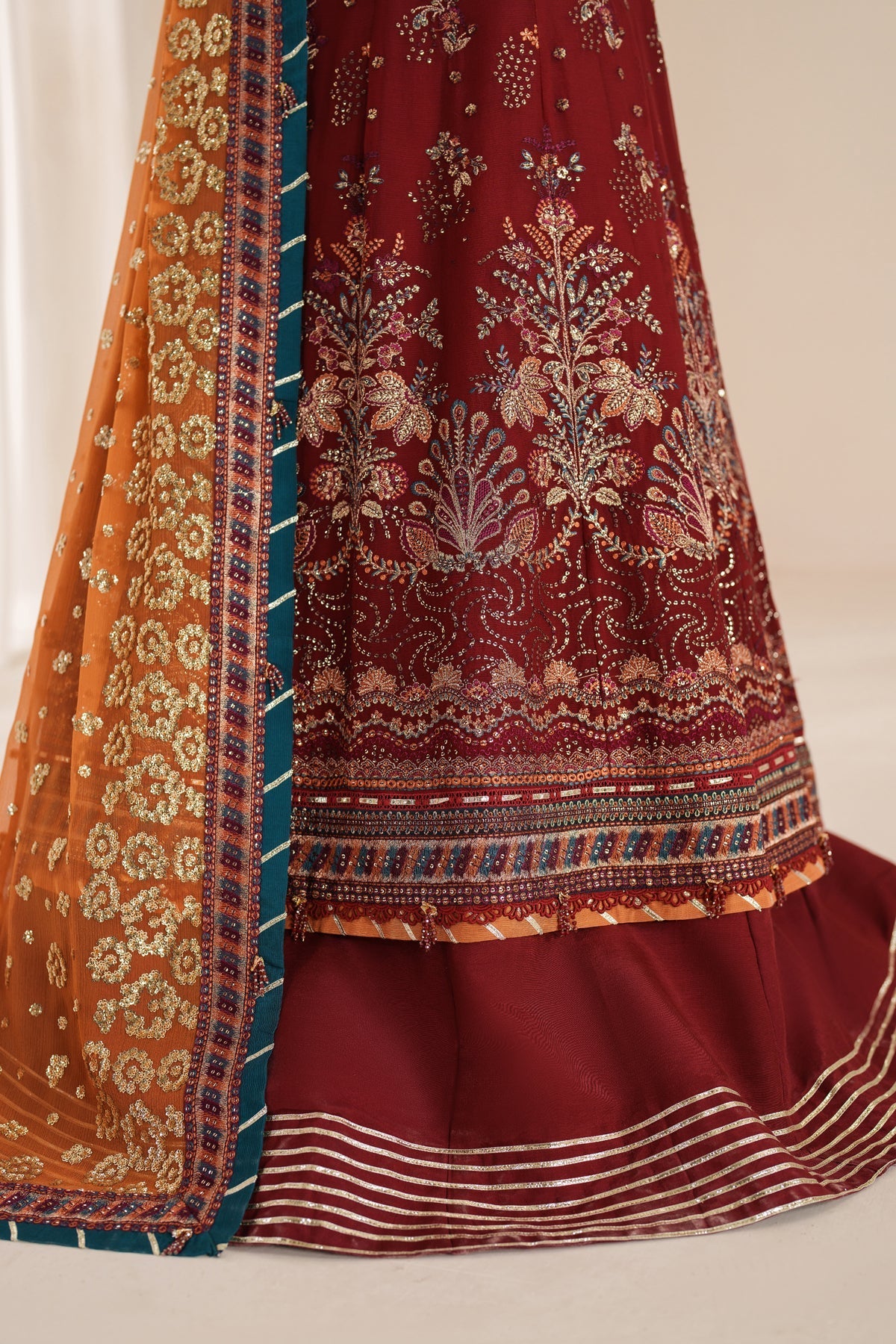 Xenia Formals | Neorah Luxury Formals | FARIYN - by Libasekhas UK - Registered Vendor of : Xenia Formals - 100% Original Designer Dress