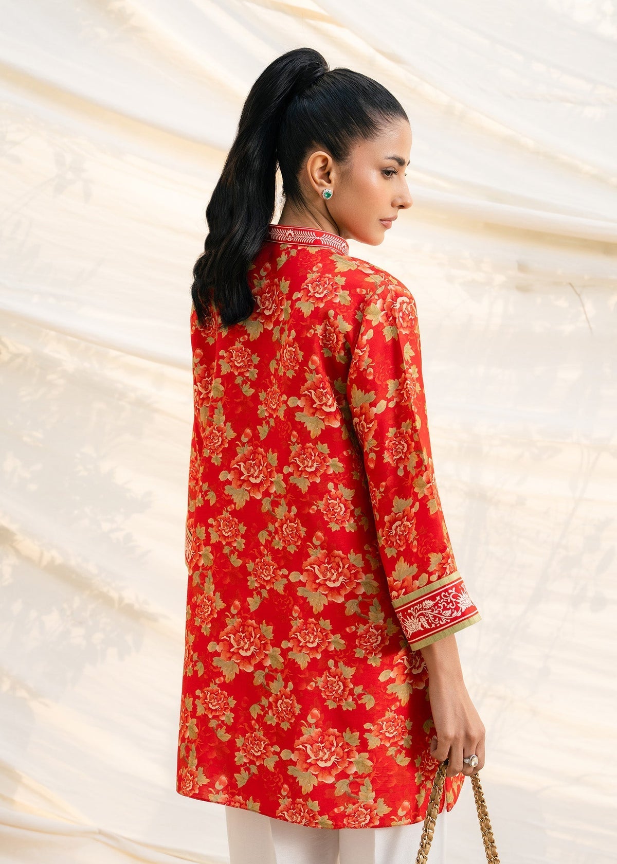 Mahgul | Ambi Bagh Silk Edit | Gulal - by Libasekhas - Registered Vendor of : Mahgul - 100% Original Designer Dress