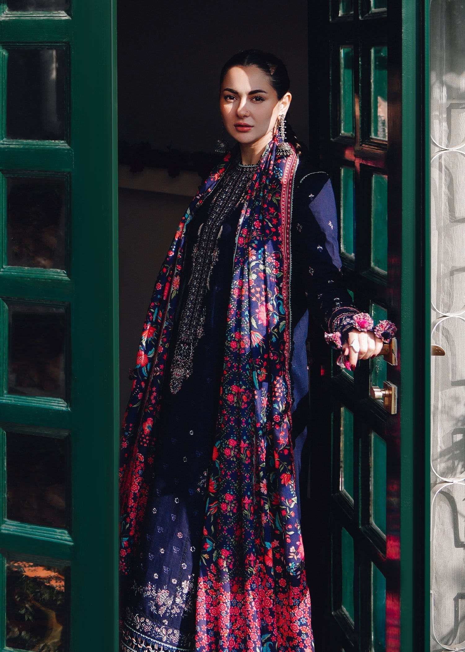 Hussain Rehar | Winter Shawl 24 | Barq - by - Libasekhas UK - Registered Vendor of : Hussain Rehar - 100% Original Designer Dresss