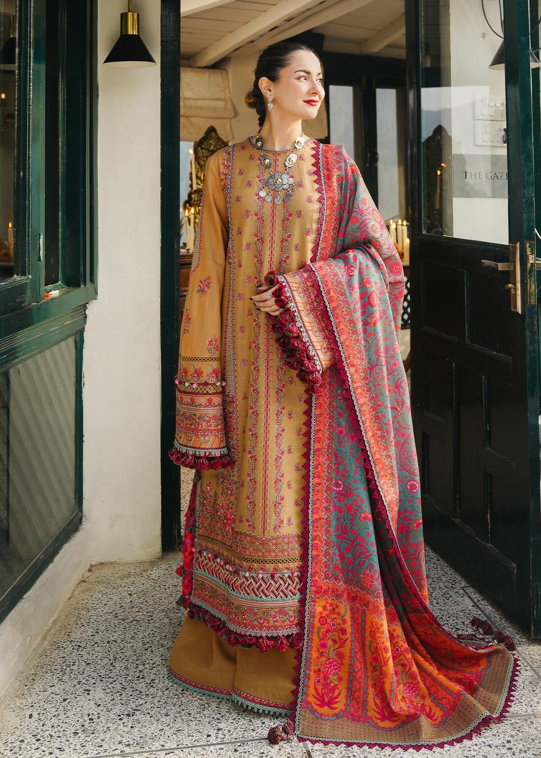 Hussain Rehar | Winter Shawl 24 | Horain - by - Libasekhas UK - Registered Vendor of : Hussain Rehar - 100% Original Designer Dresss
