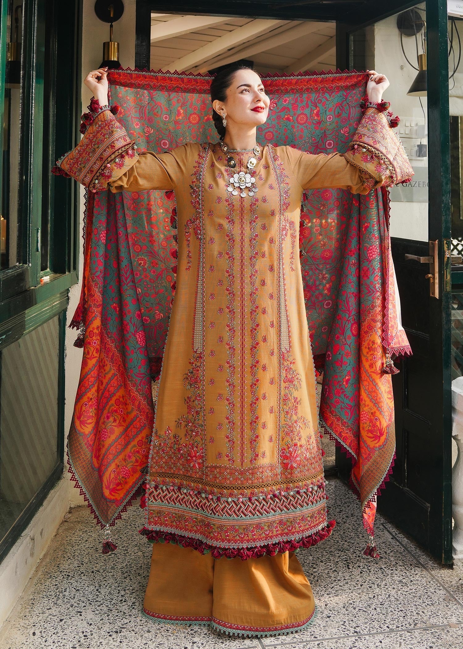 Hussain Rehar | Winter Shawl 24 | Horain - by - Libasekhas UK - Registered Vendor of : Hussain Rehar - 100% Original Designer Dresss