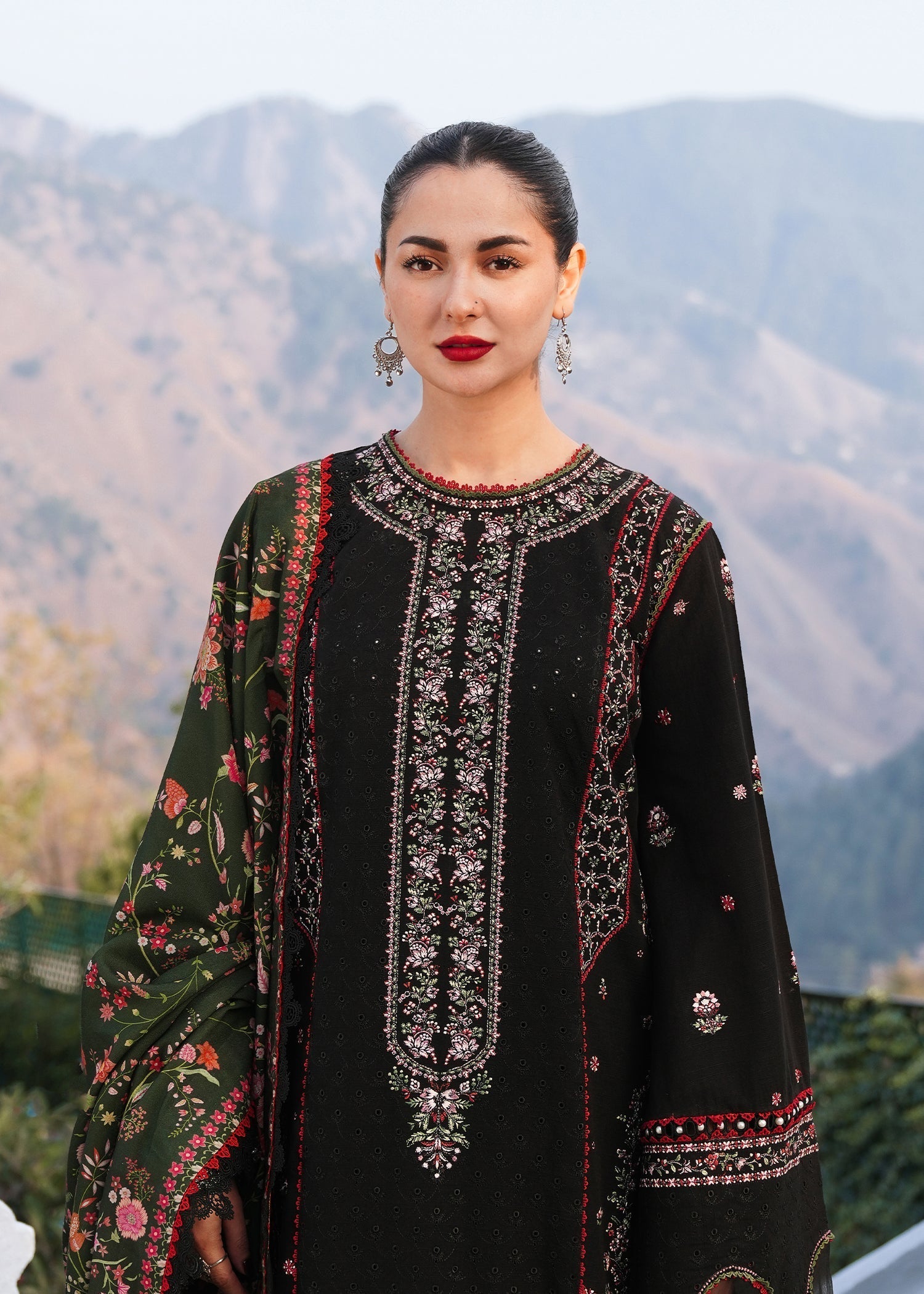 Hussain Rehar | Winter Shawl 24 | Zobia - by - Libasekhas UK - Registered Vendor of : Hussain Rehar - 100% Original Designer Dresss