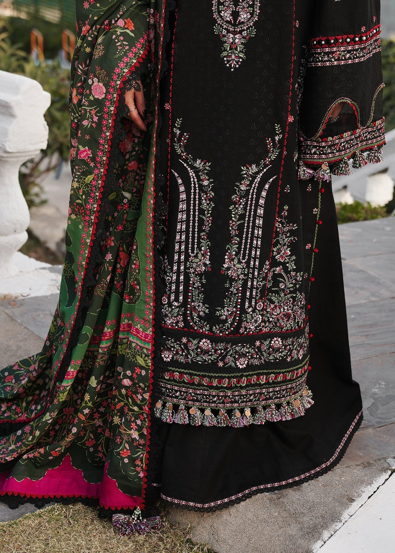 Hussain Rehar | Winter Shawl 24 | Zobia - by - Libasekhas UK - Registered Vendor of : Hussain Rehar - 100% Original Designer Dresss