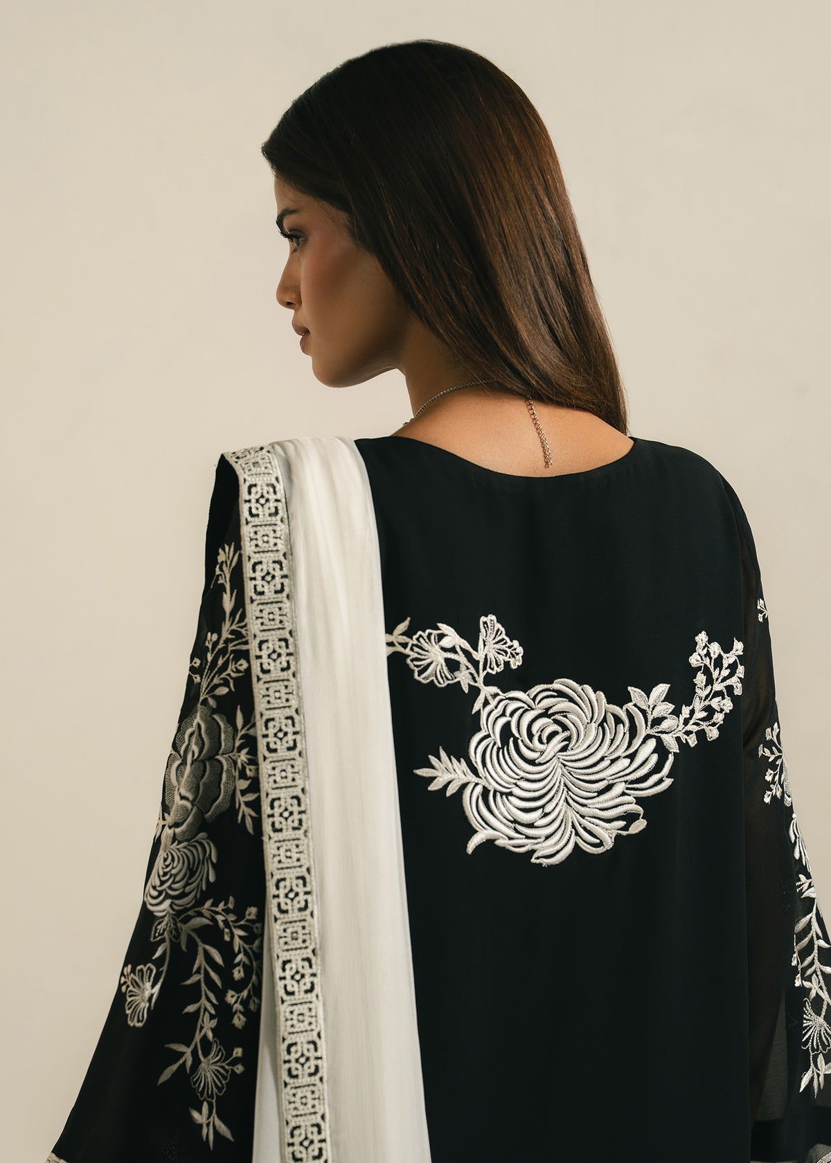 Mahgul | Alea Luxury Pret | Phantom - by Libasekhas UK - Registered Vendor of : Mahgul - 100% Original Designer Dress