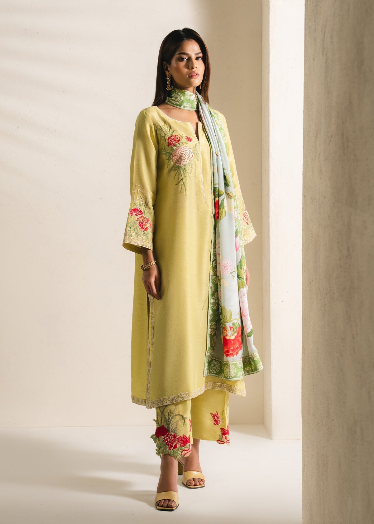 Mahgul | Alea Luxury Pret | Mimosa - by Libasekhas UK - Registered Vendor of : Mahgul - 100% Original Designer Dress