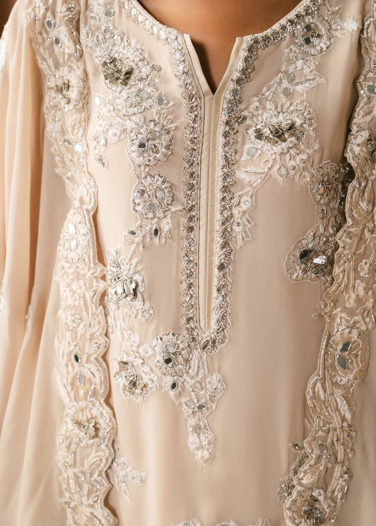 Mahgul | Alea Luxury Pret | Noirelle - by Libasekhas UK - Registered Vendor of : Mahgul - 100% Original Designer Dress