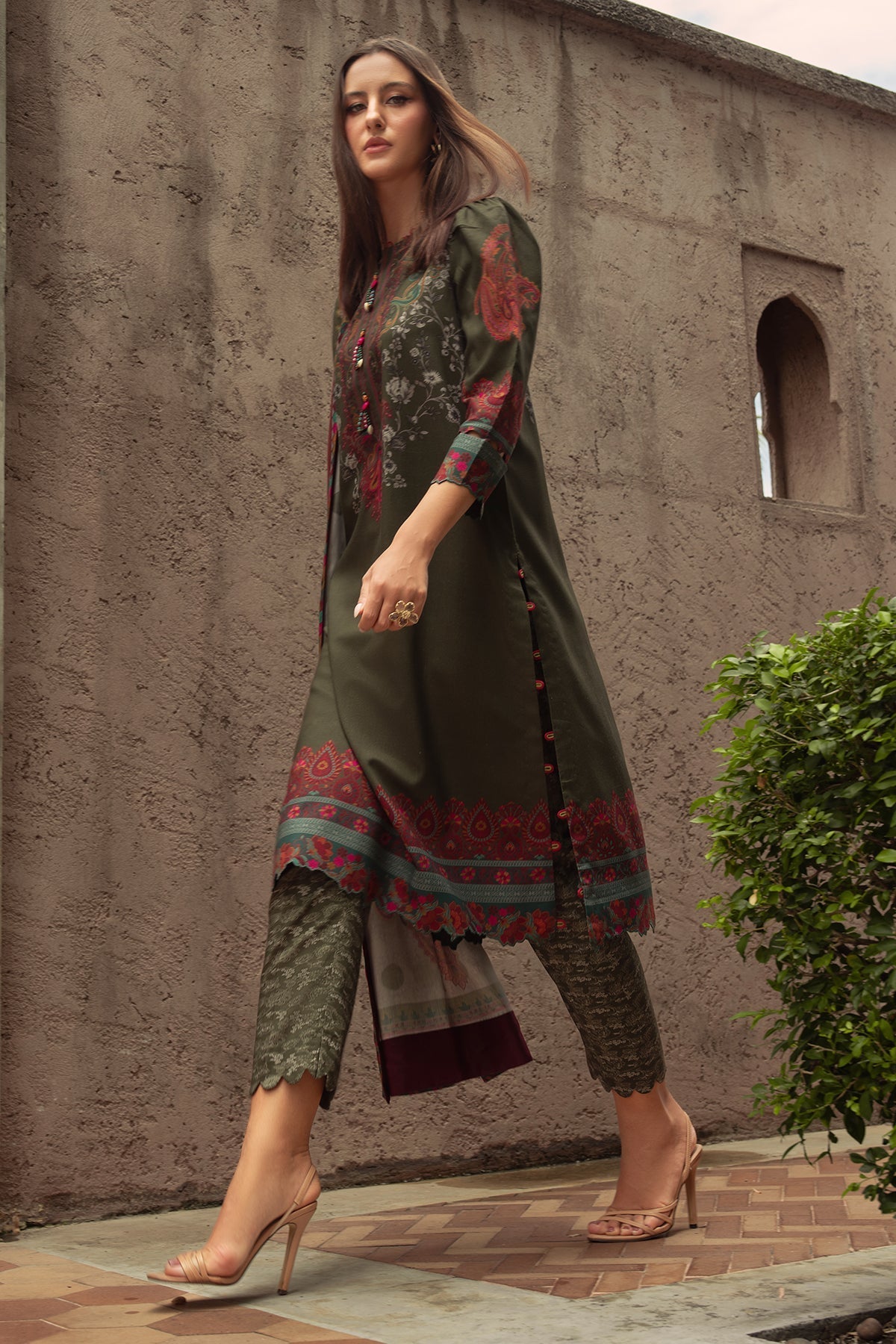 Charizma | C Prints Winter 25 | 3-PC Unstitched Printed Linen Collection  CPW5-05 - LIBASEKHAS UK
